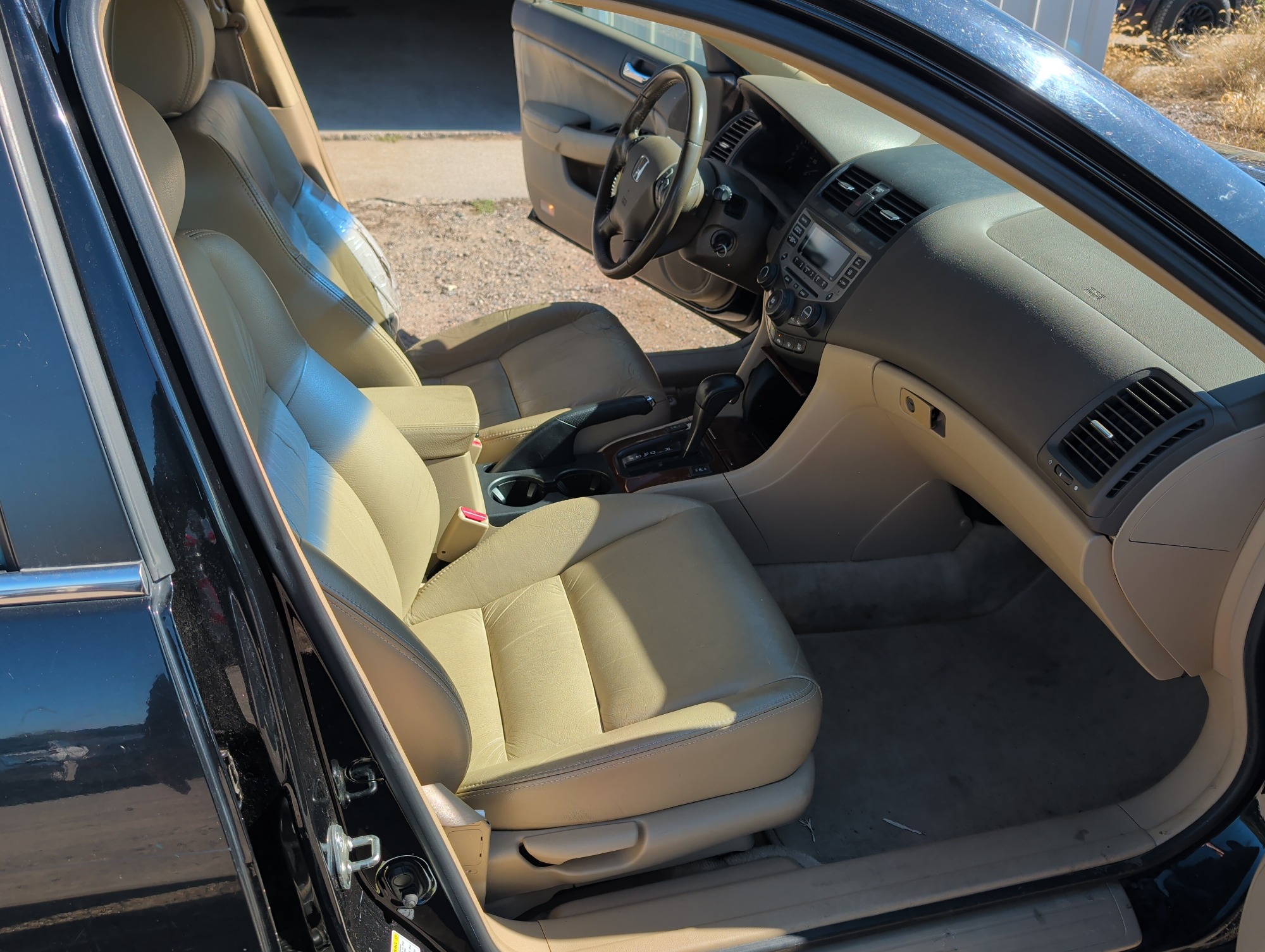 2007 honda accord ex-l-sedan-at with 171912 miles for sale near Elk River, Minnesota 106671_31_passenger_seat.jpg