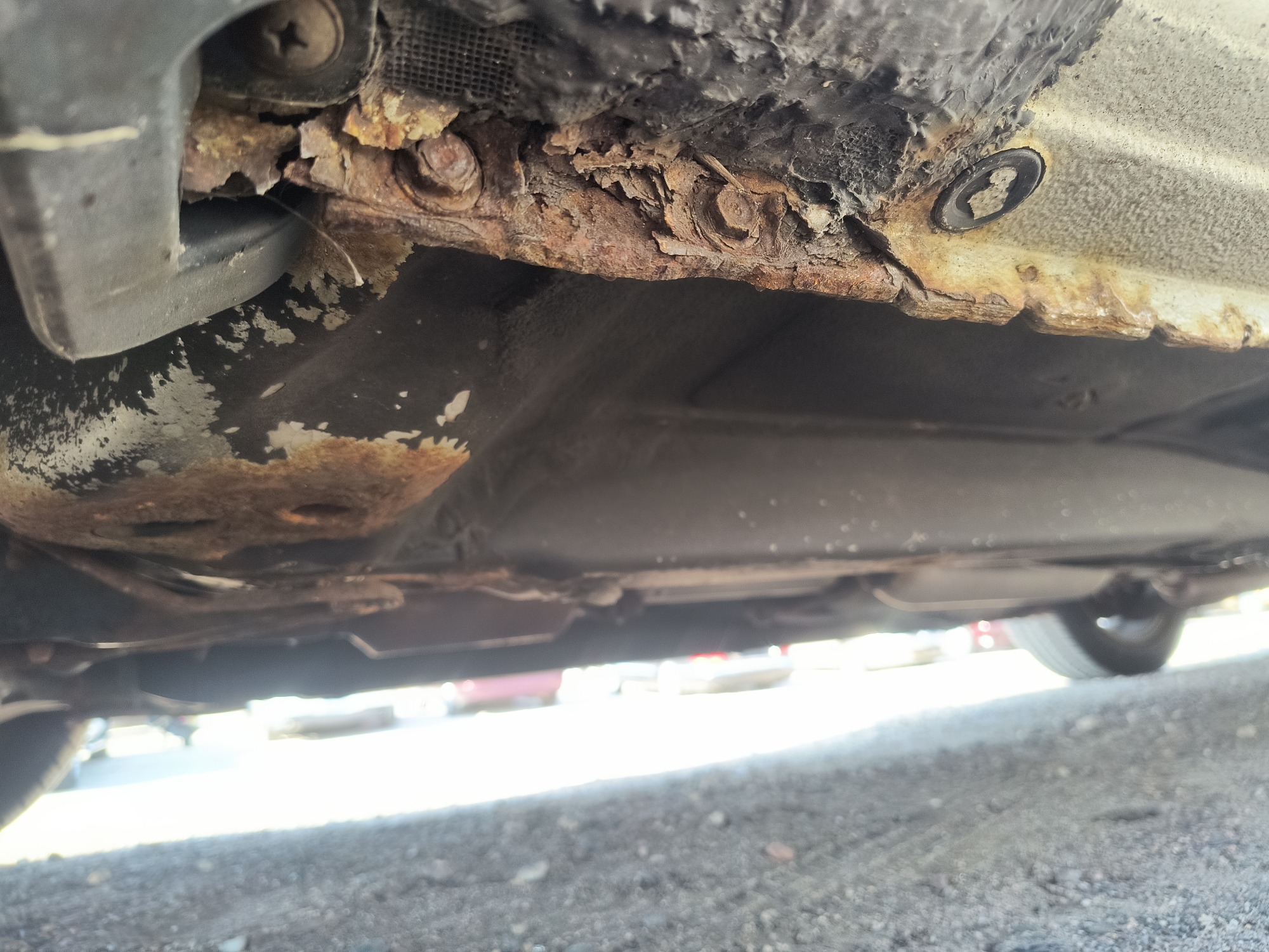 2008 kia rondo base with 108222 miles for sale near Elk River, Minnesota 106672_17_undercar_drv_side.jpg