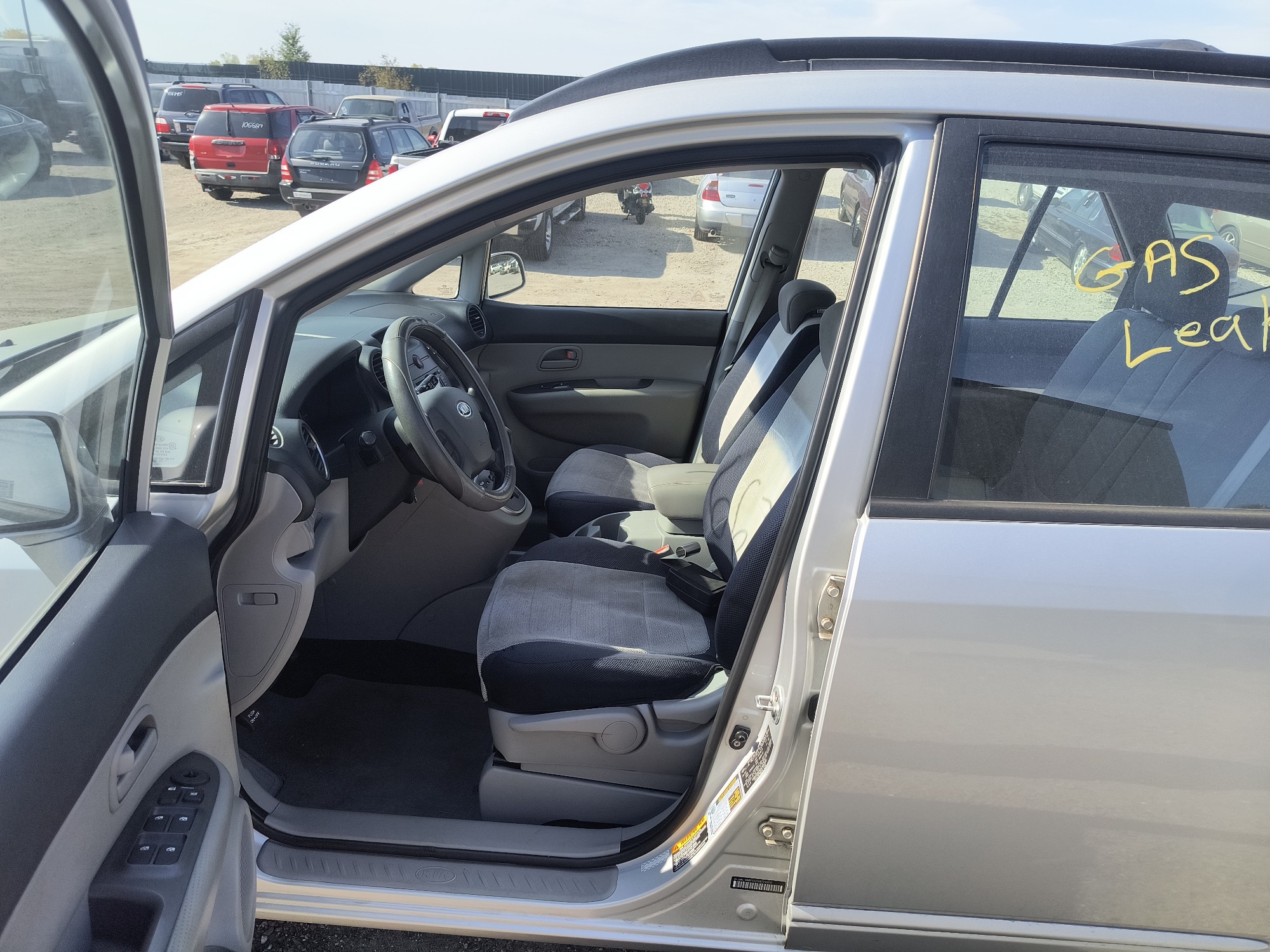2008 kia rondo base with 108222 miles for sale near Elk River, Minnesota 106672_22_driver_seat.jpg