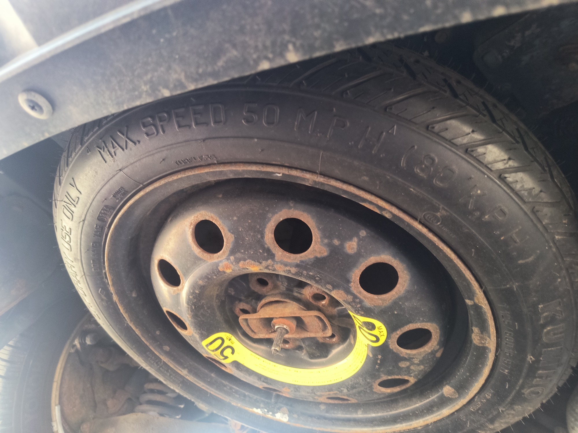 2008 kia rondo base with 108222 miles for sale near Elk River, Minnesota 106672_27_spare_tire.jpg