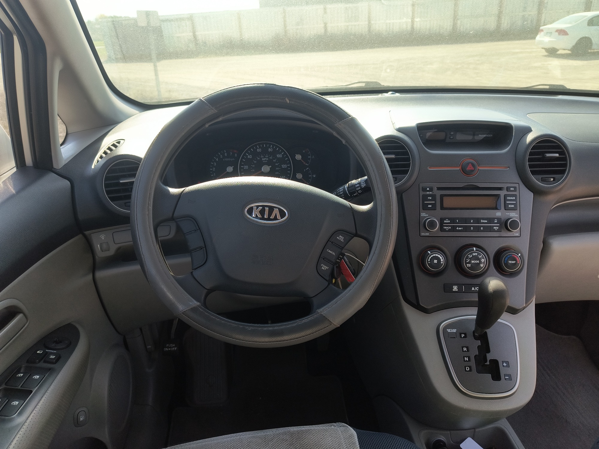 2008 kia rondo base with 108222 miles for sale near Elk River, Minnesota 106672_33_dash_from_driver.jpg