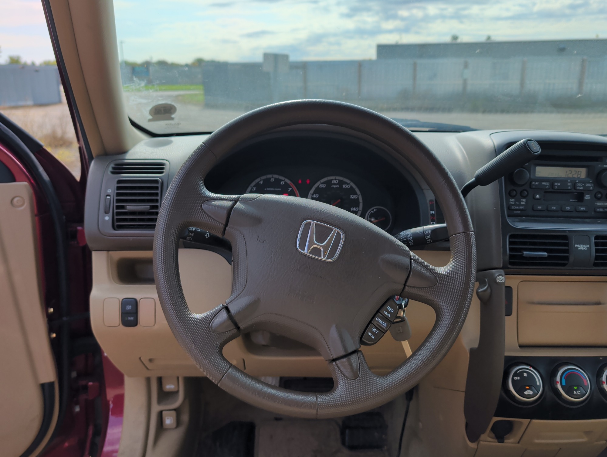 2006 honda cr-v lx-4wd-at with 52124 miles for sale near Elk River, Minnesota 106673_33_dash_from_driver.jpg