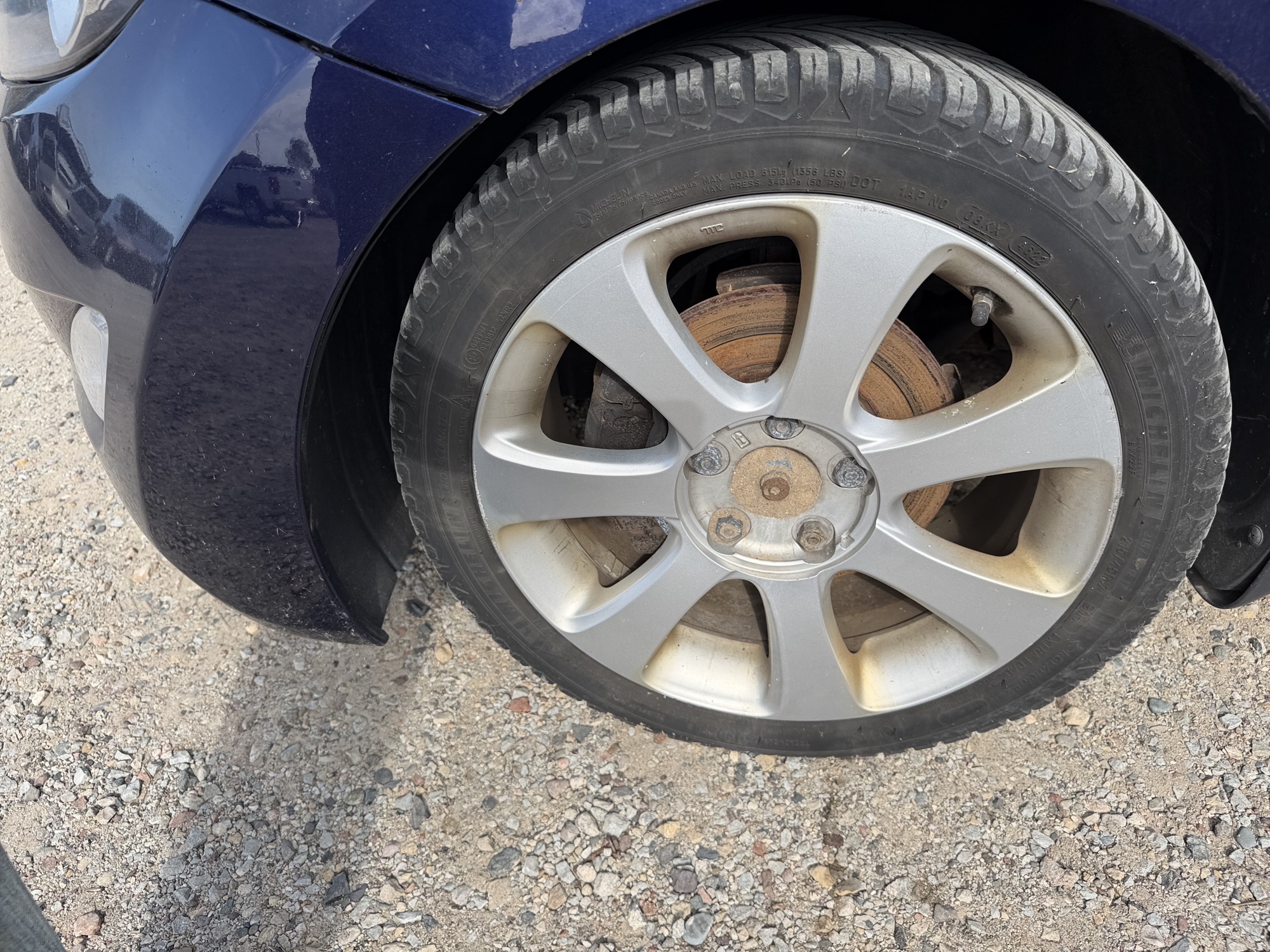 2013 hyundai elantra limited with 114604 miles for sale near Elk River, Minnesota 106674_12_drv_front_wheel.jpg