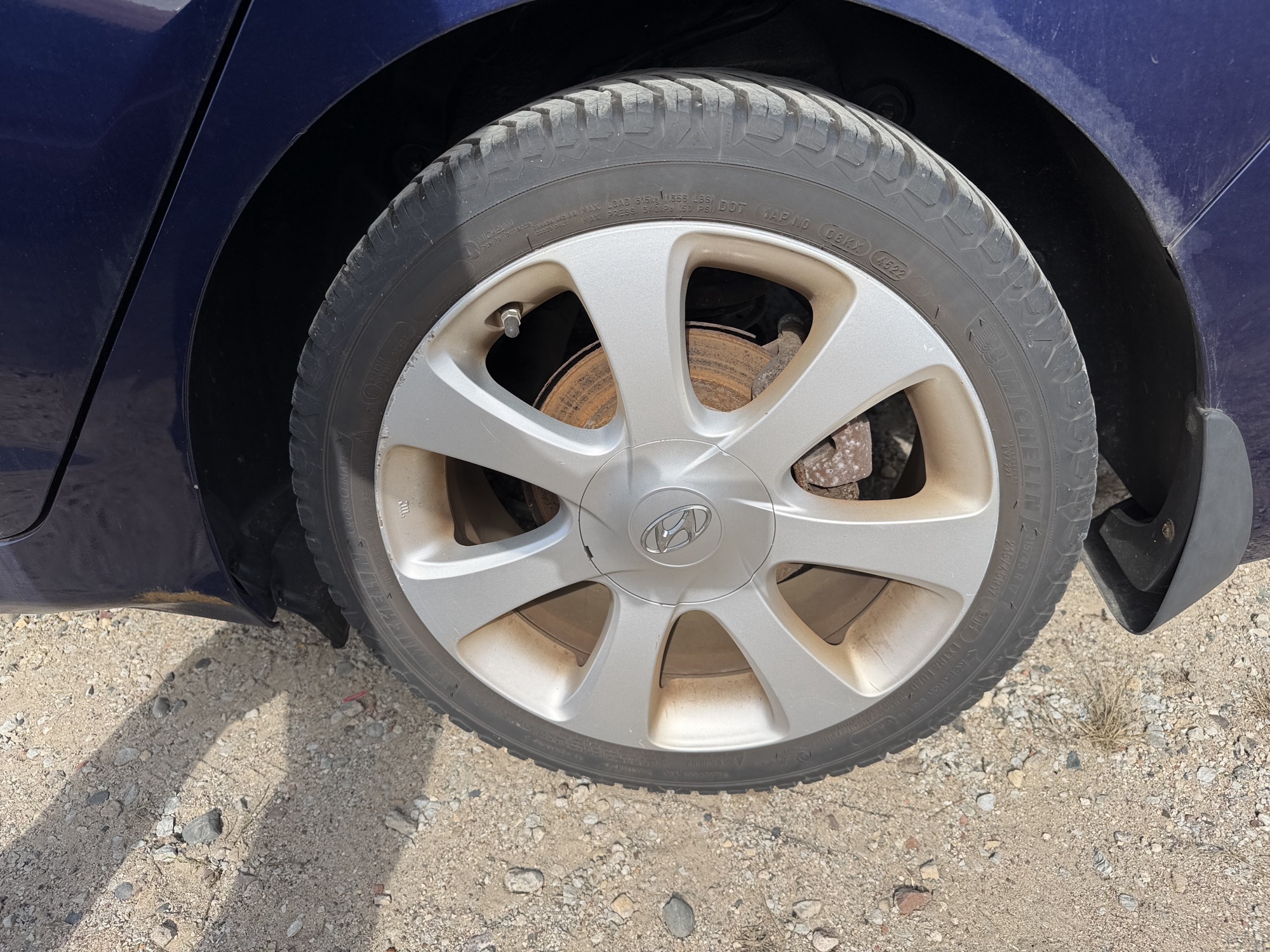 2013 hyundai elantra limited with 114604 miles for sale near Elk River, Minnesota 106674_13_rear_drv_wheel.jpg