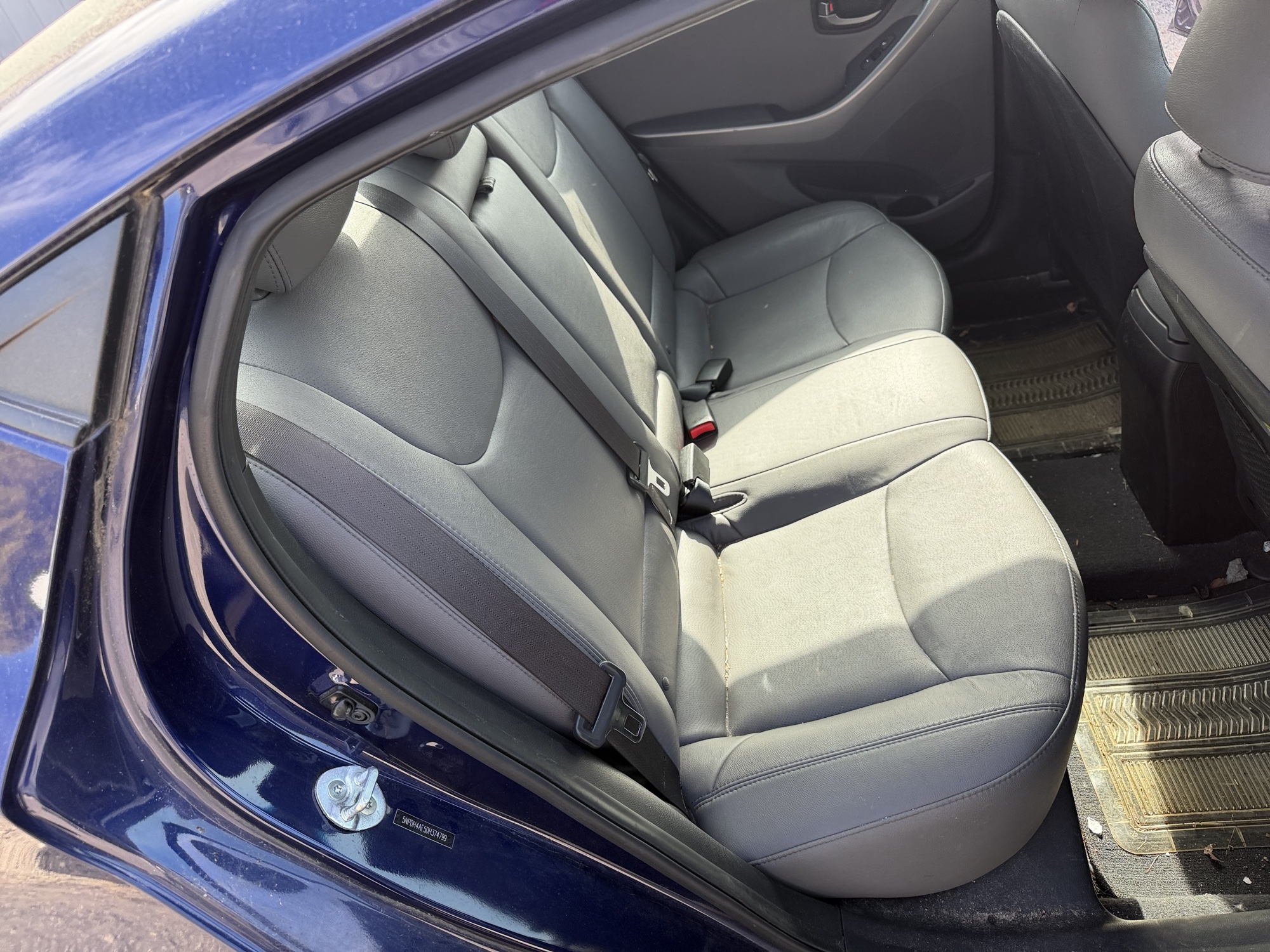 2013 hyundai elantra limited with 114604 miles for sale near Elk River, Minnesota 106674_28_pass_rear_seat.jpg