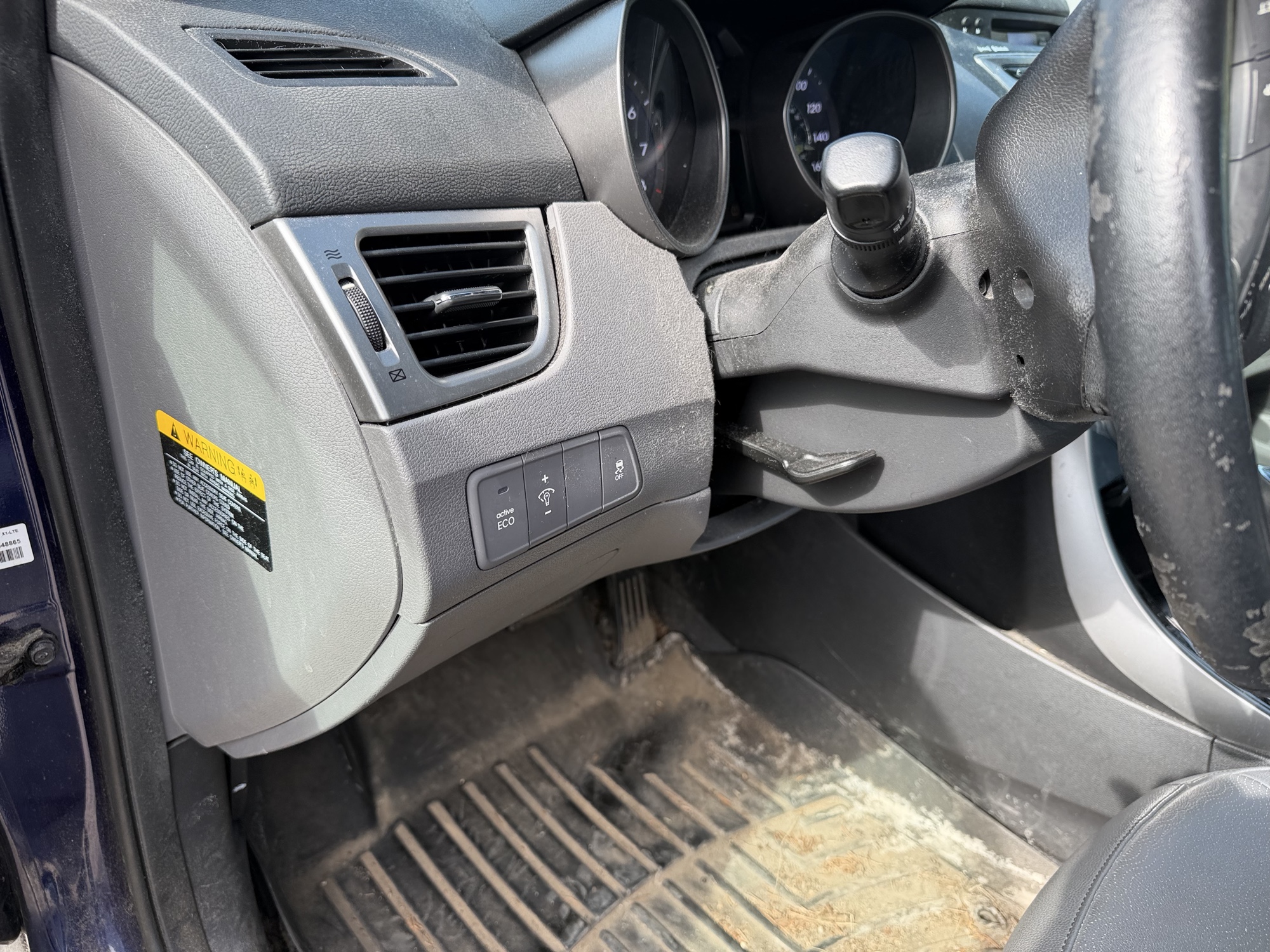 2013 hyundai elantra limited with 114604 miles for sale near Elk River, Minnesota 106674_37_left_of_steering_wheel.jpg