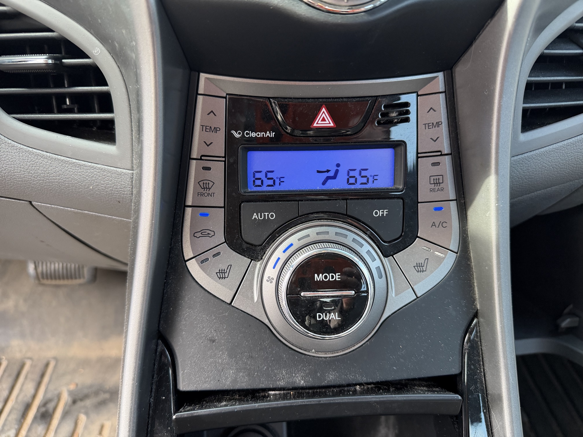2013 hyundai elantra limited with 114604 miles for sale near Elk River, Minnesota 106674_40_climate_control.jpg