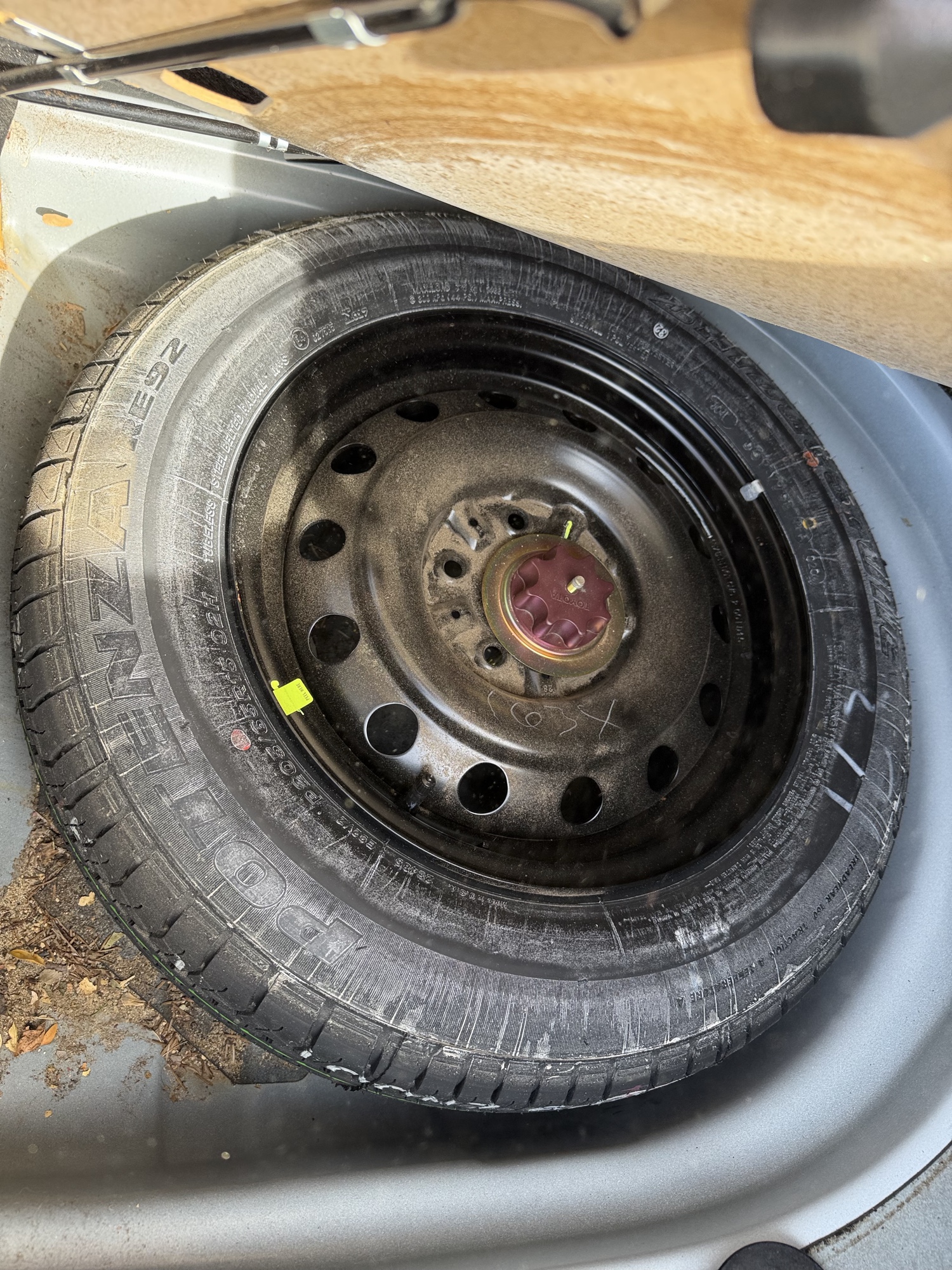 2000 toyota camry ce with 130717 miles for sale near Elk River, Minnesota 106676_27_spare_tire.jpg