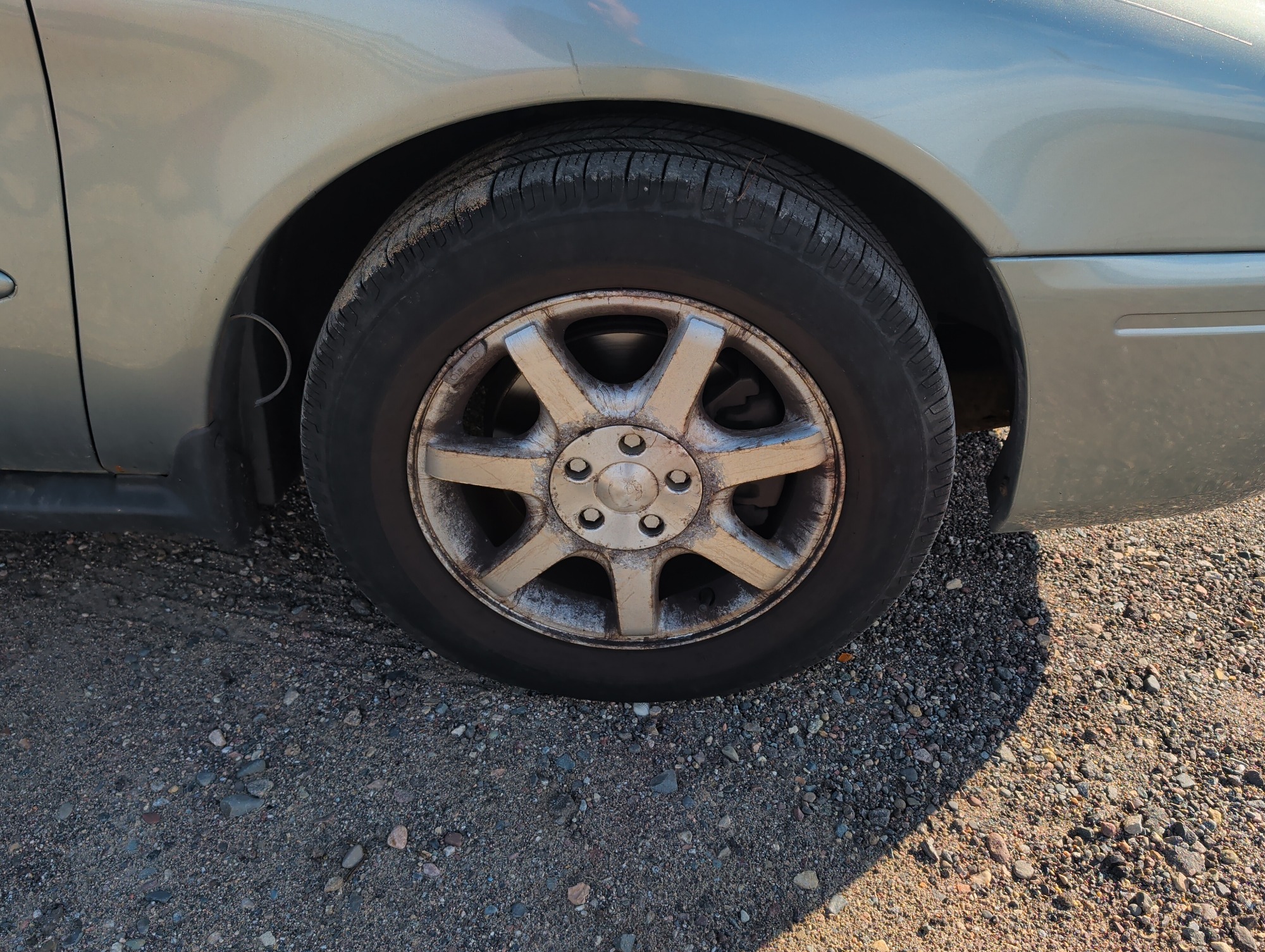 2006 ford taurus sel with 151678 miles for sale near Elk River, Minnesota 106677_15_front_pass_wheel.jpg