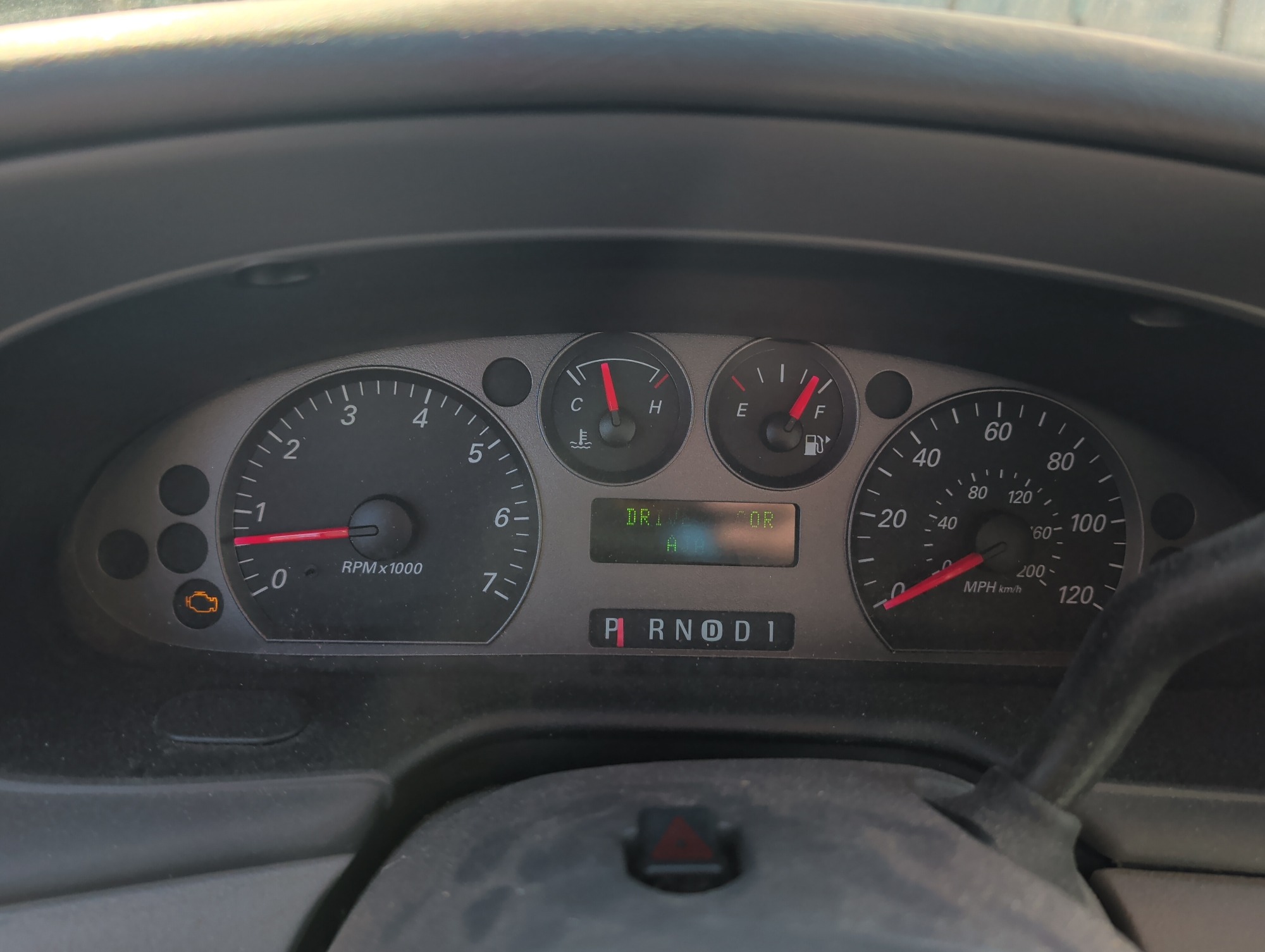 2006 ford taurus sel with 151678 miles for sale near Elk River, Minnesota 106677_43_gauge_cluster.jpg