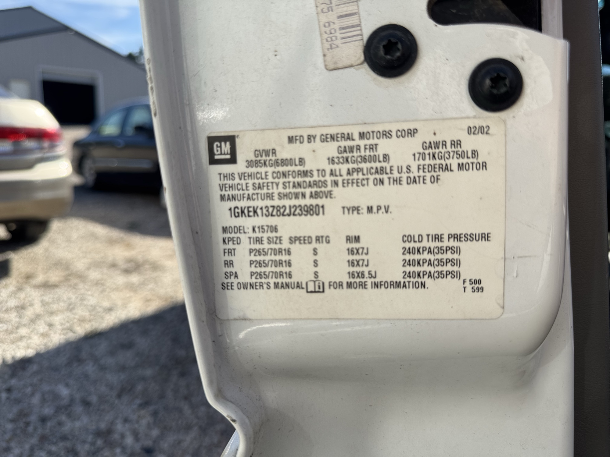 2002 gmc yukon 4wd with 268752 miles for sale near Elk River, Minnesota 106679_47_door_vin_sticker.jpg