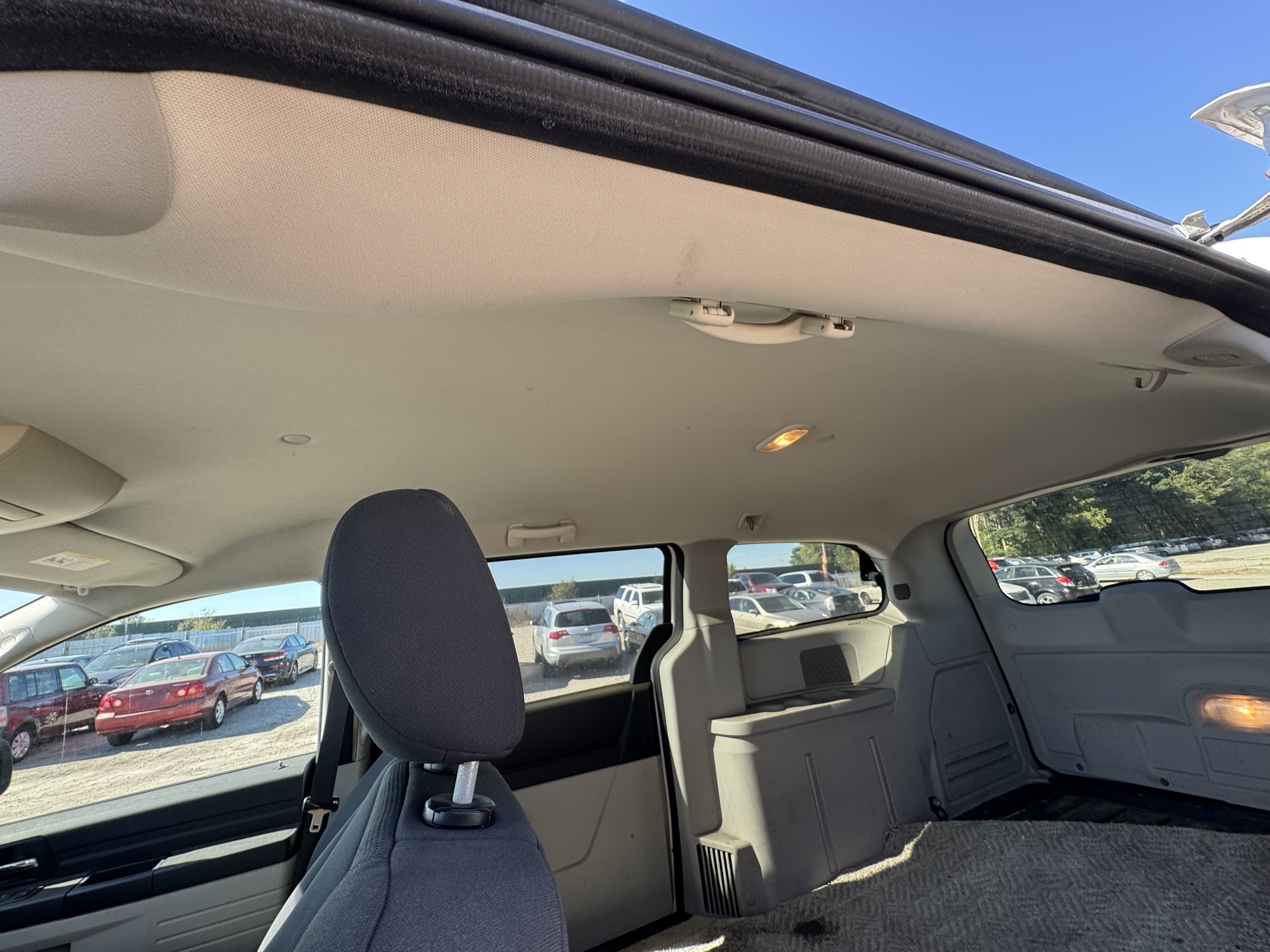 2009 dodge grand-caravan cargo-van with 167286 miles for sale near Elk River, Minnesota 106680_35_headliner_sunroof.jpg