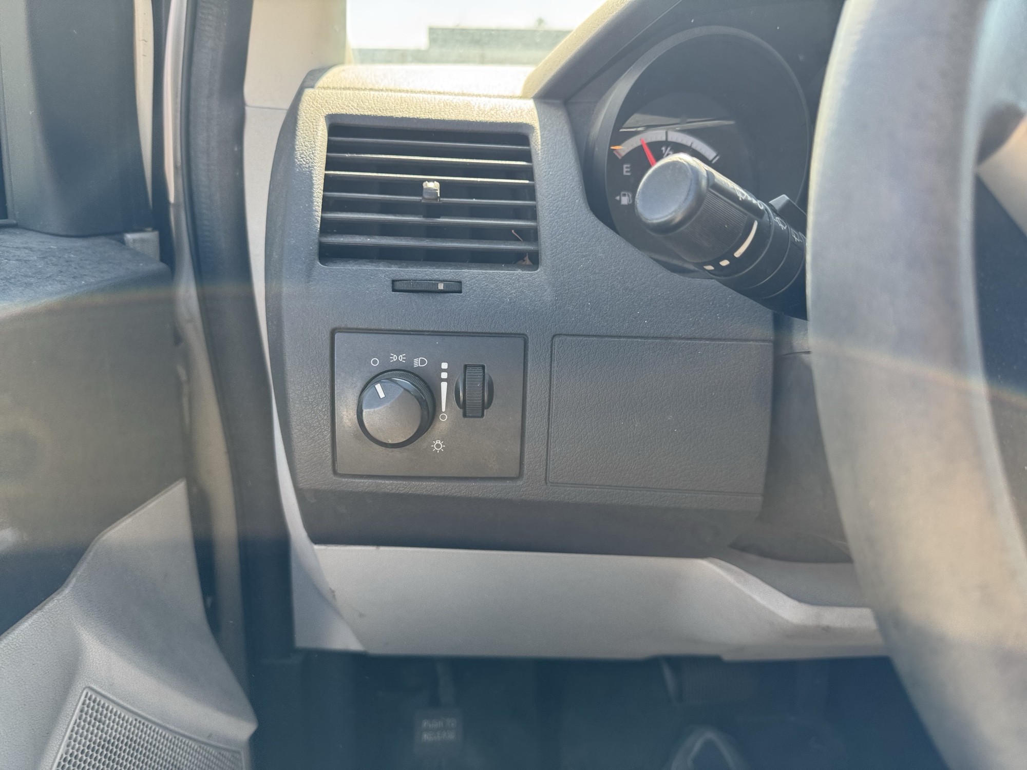2009 dodge grand-caravan cargo-van with 167286 miles for sale near Elk River, Minnesota 106680_37_left_of_steering_wheel.jpg