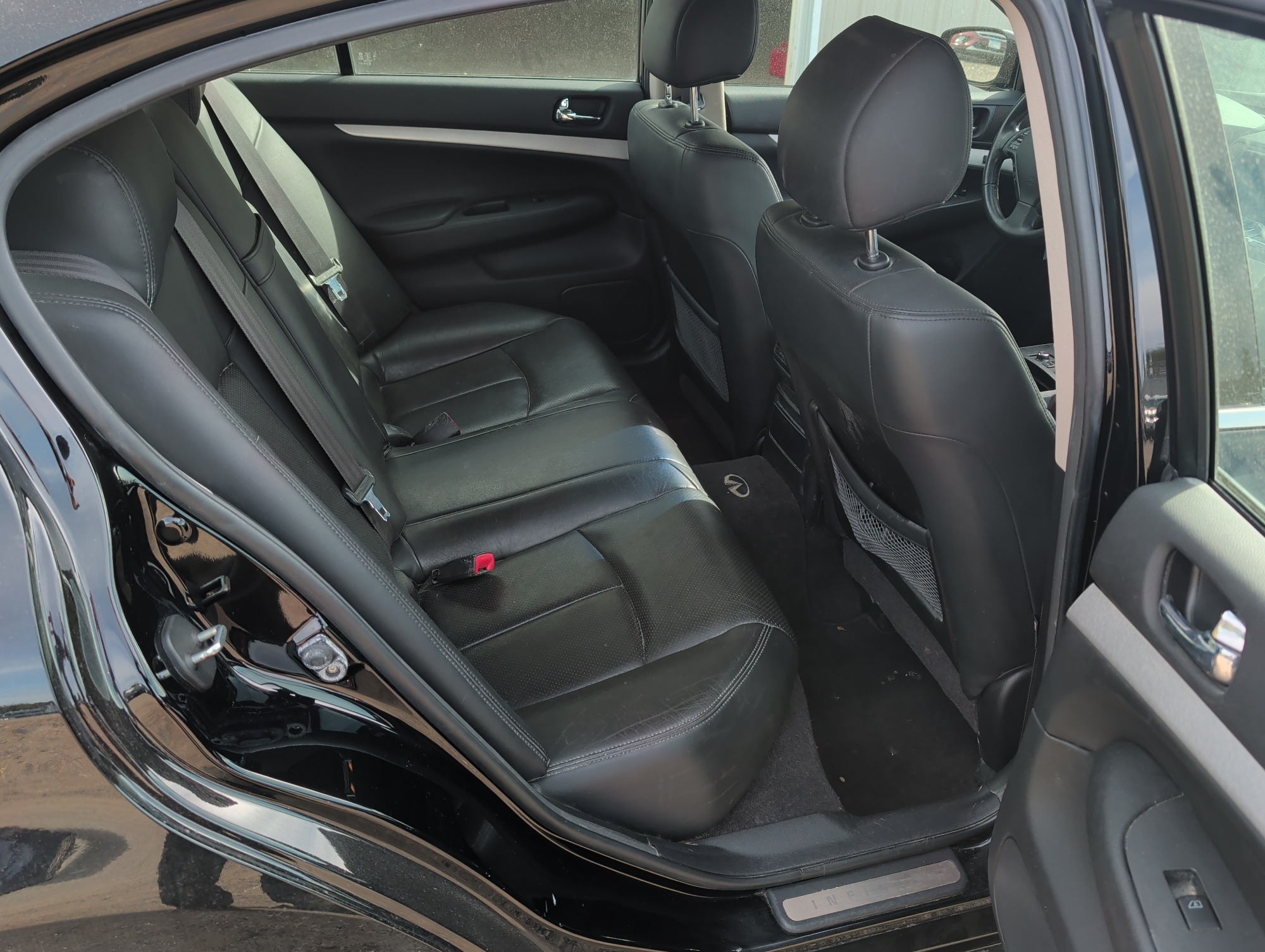 2009 infiniti g-sedan g37x-awd with 129749 miles for sale near Elk River, Minnesota 106681_28_pass_rear_seat.jpg