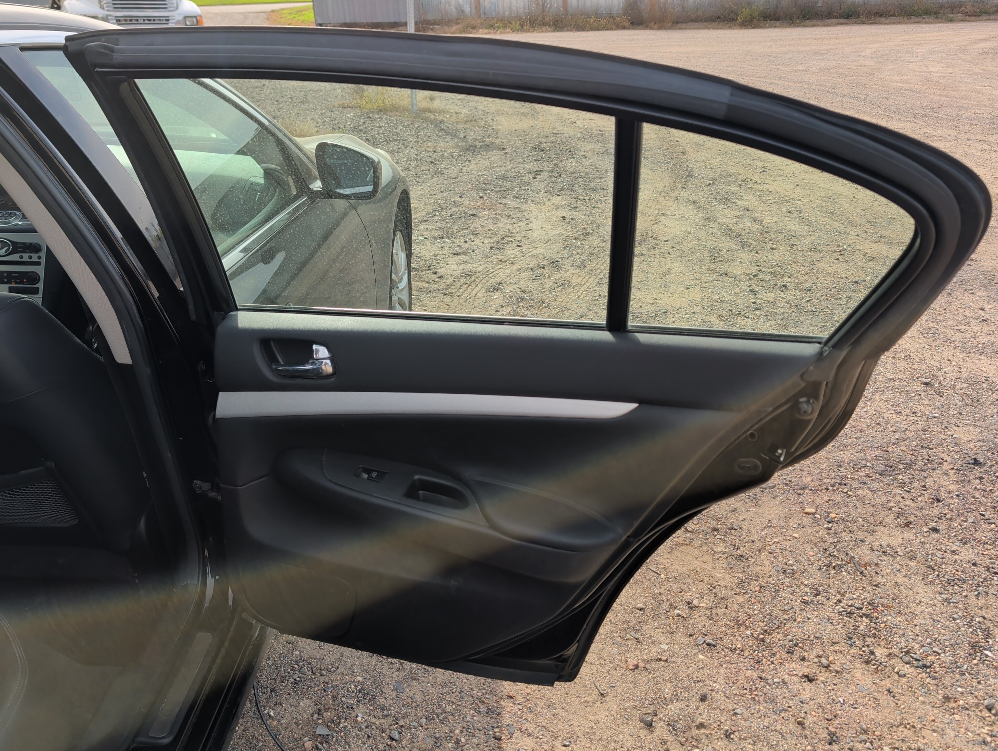2009 infiniti g-sedan g37x-awd with 129749 miles for sale near Elk River, Minnesota 106681_30_pass_rear_door_panel.jpg