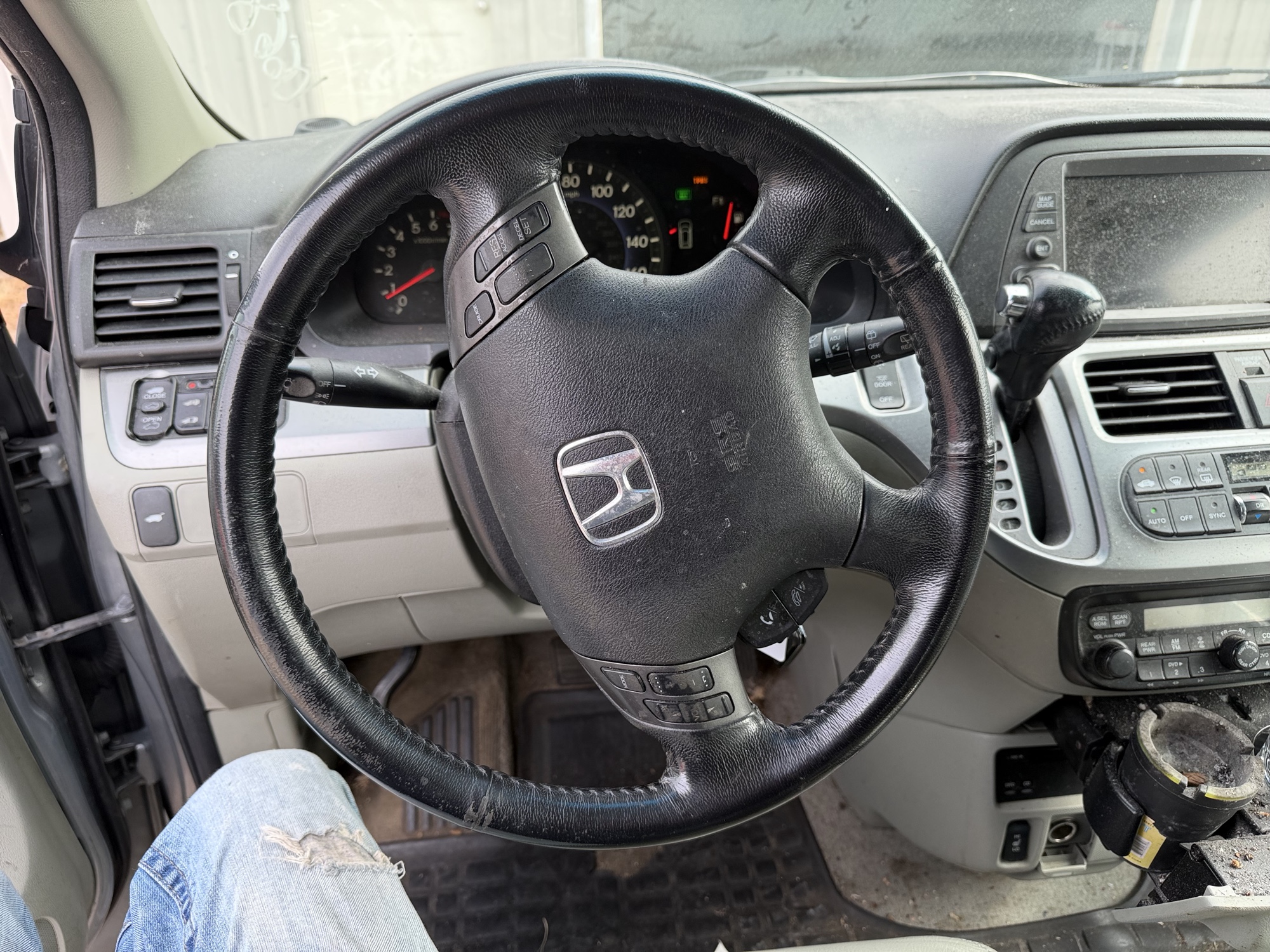 2009 honda odyssey with 273492 miles for sale near Elk River, Minnesota 106682_36_steering_wheel.jpg