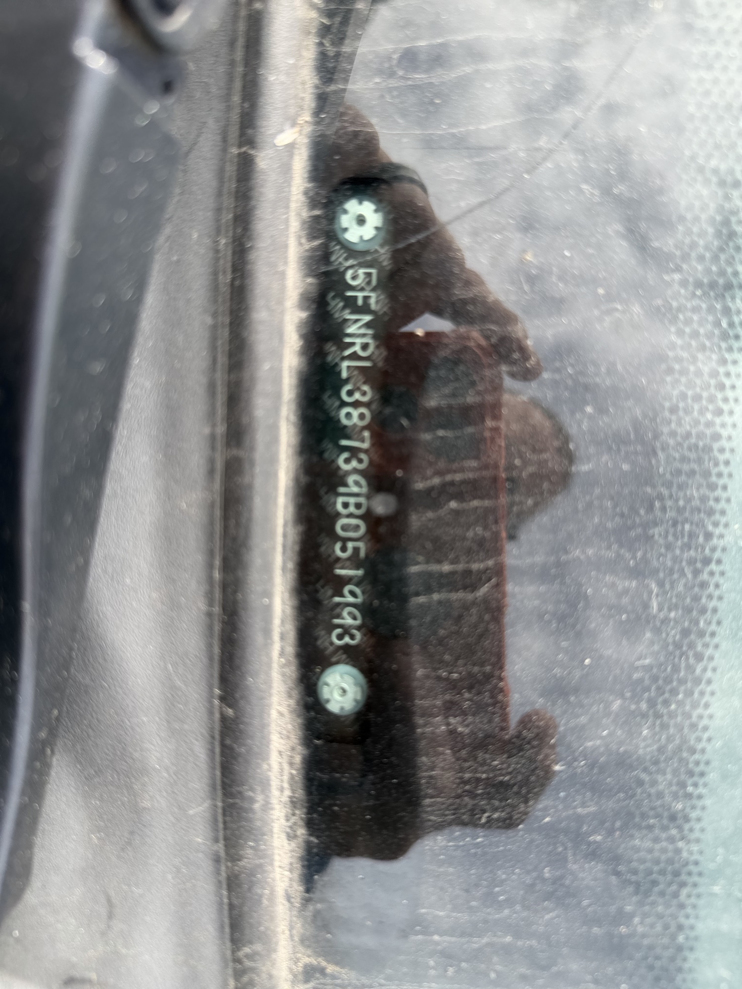 2009 honda odyssey with 273492 miles for sale near Elk River, Minnesota 106682_48_windshield_vin_plate.jpg