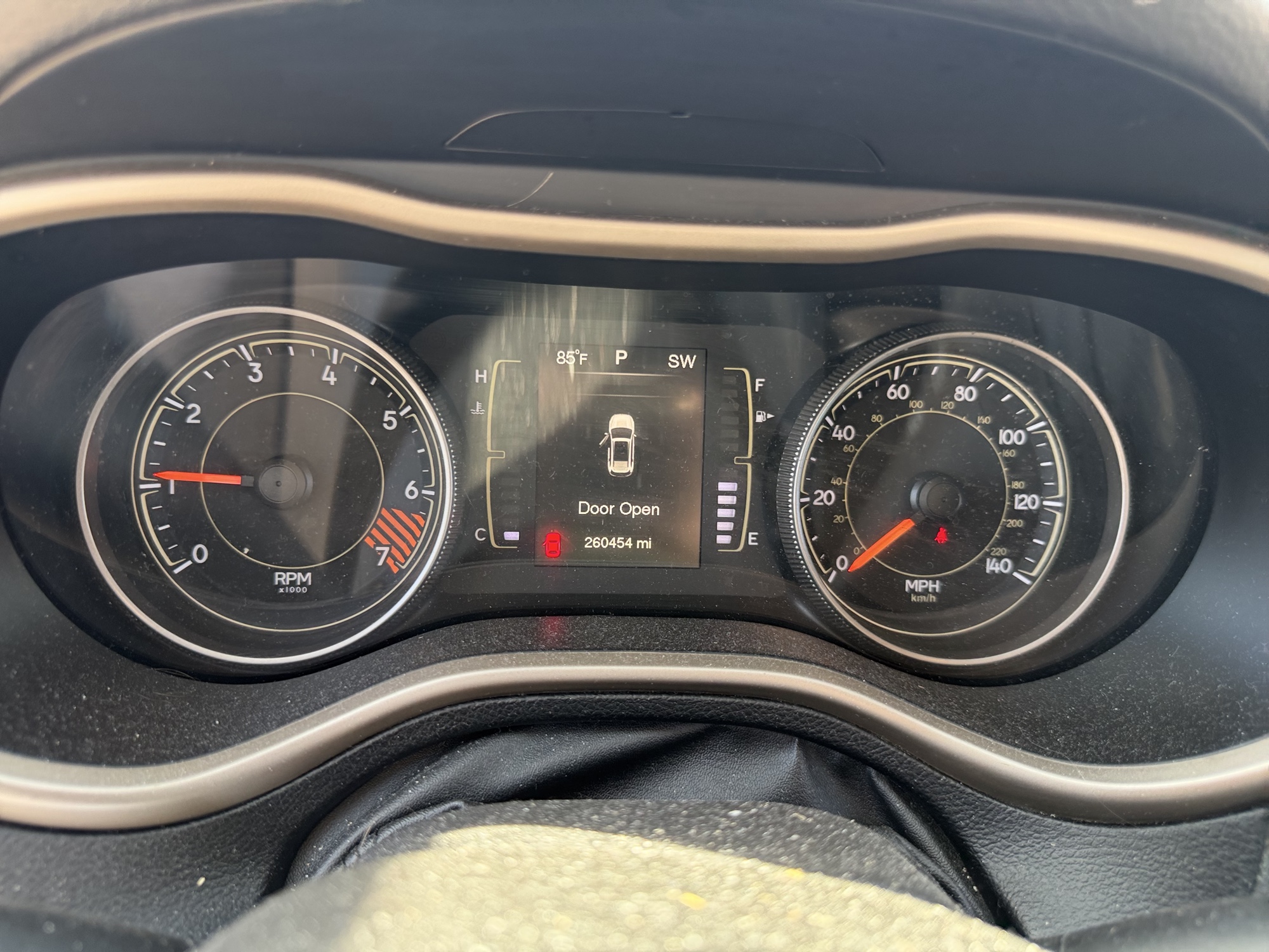2015 jeep cherokee sport-4wd with 260455 miles for sale near St. Louis, Missouri 106683_38_4x4_switch.jpg