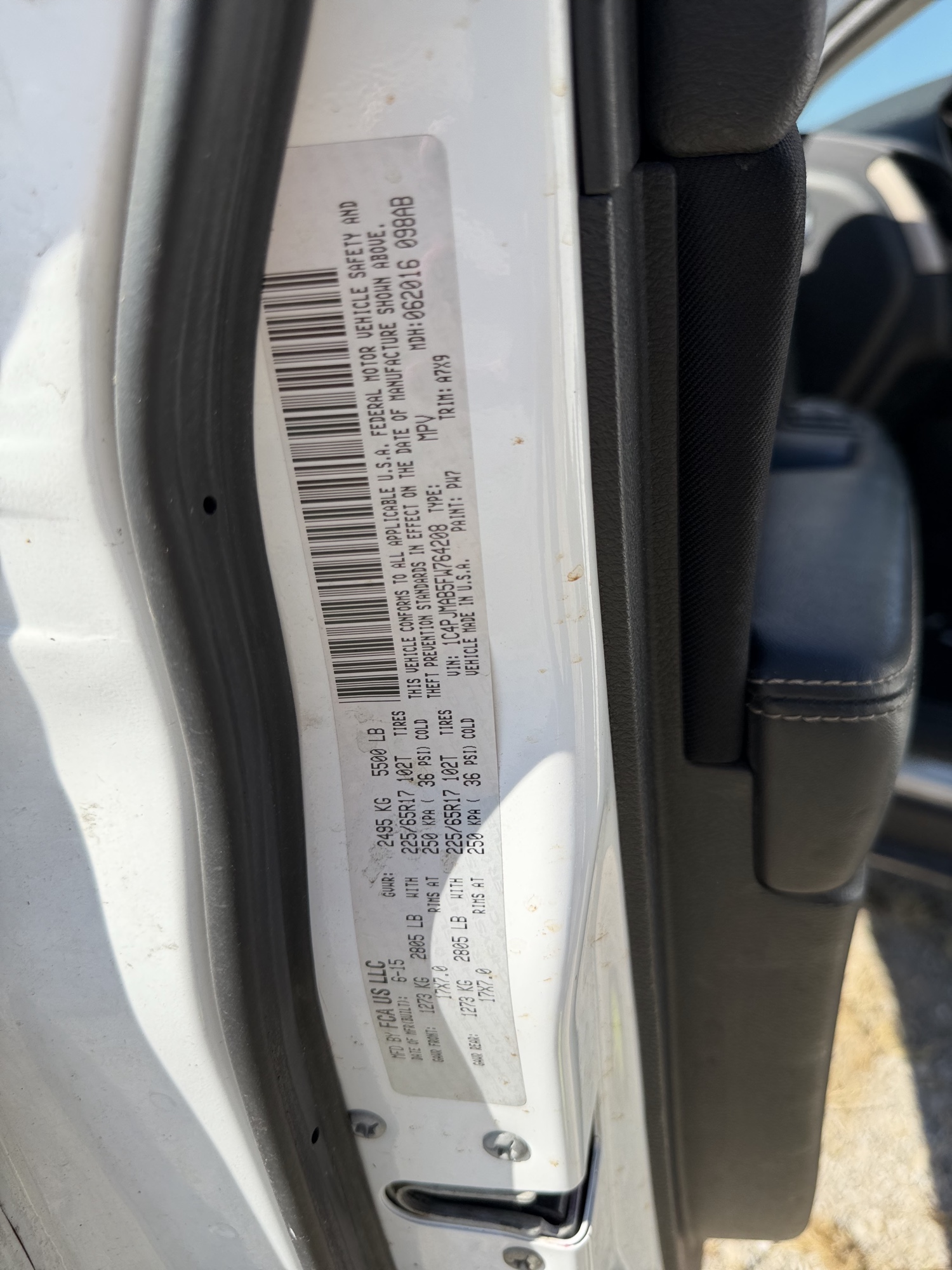 2015 jeep cherokee sport-4wd with 260455 miles for sale near St. Louis, Missouri 106683_47_door_vin_sticker.jpg