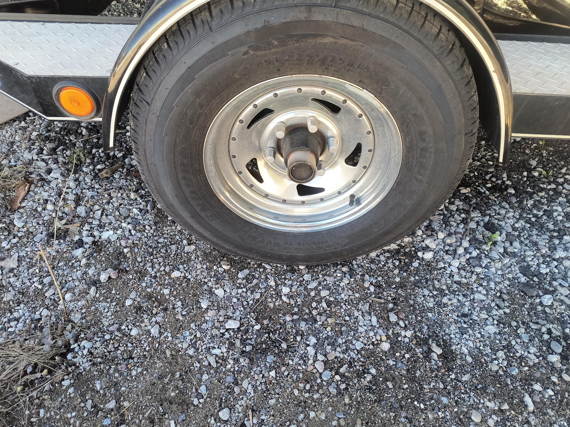 2004 monterey 190-liner-series for sale near Elk River, Minnesota 106686_12_drv_front_wheel.jpg