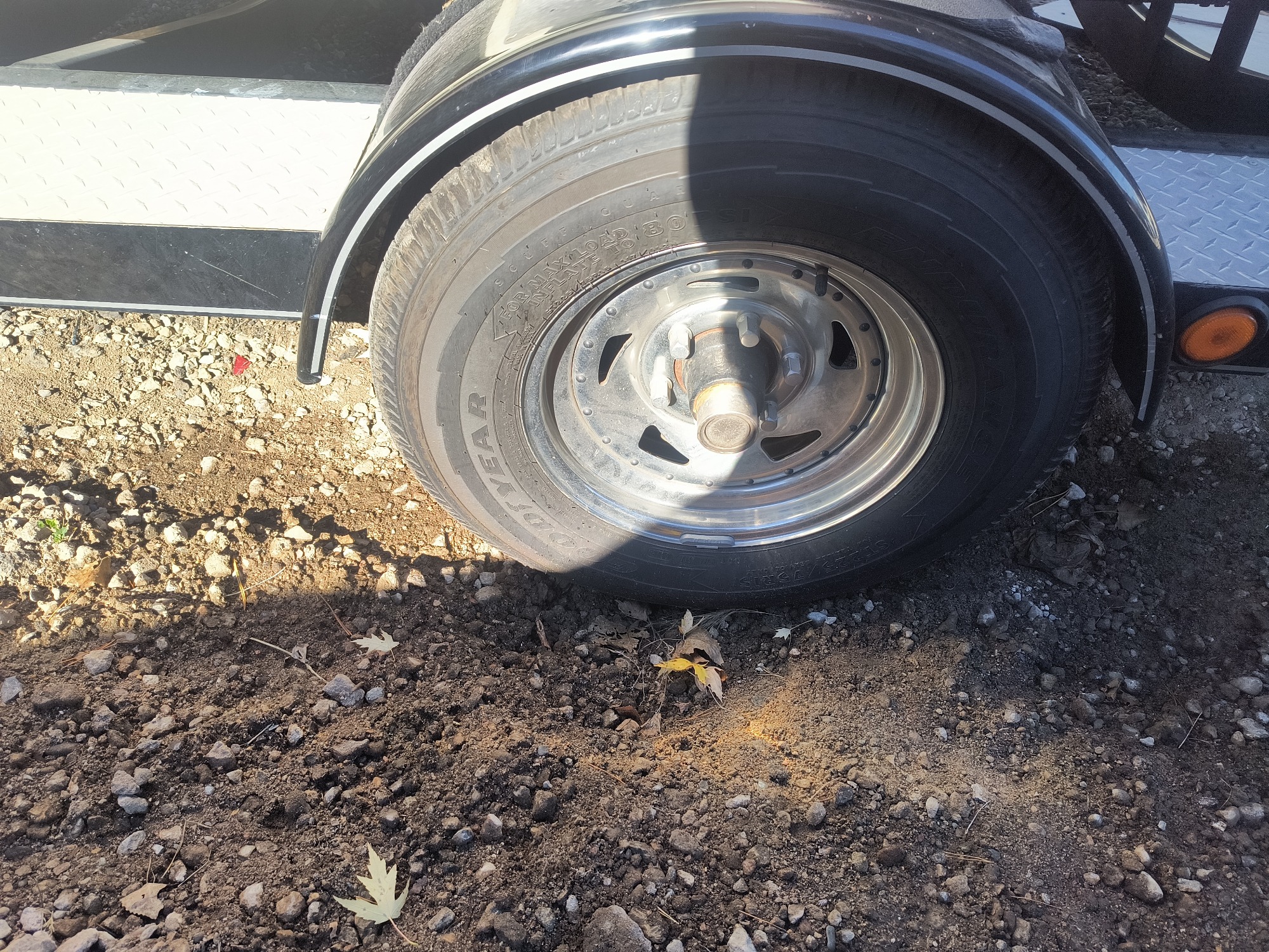 2004 monterey 190-liner-series for sale near Elk River, Minnesota 106686_15_front_pass_wheel.jpg