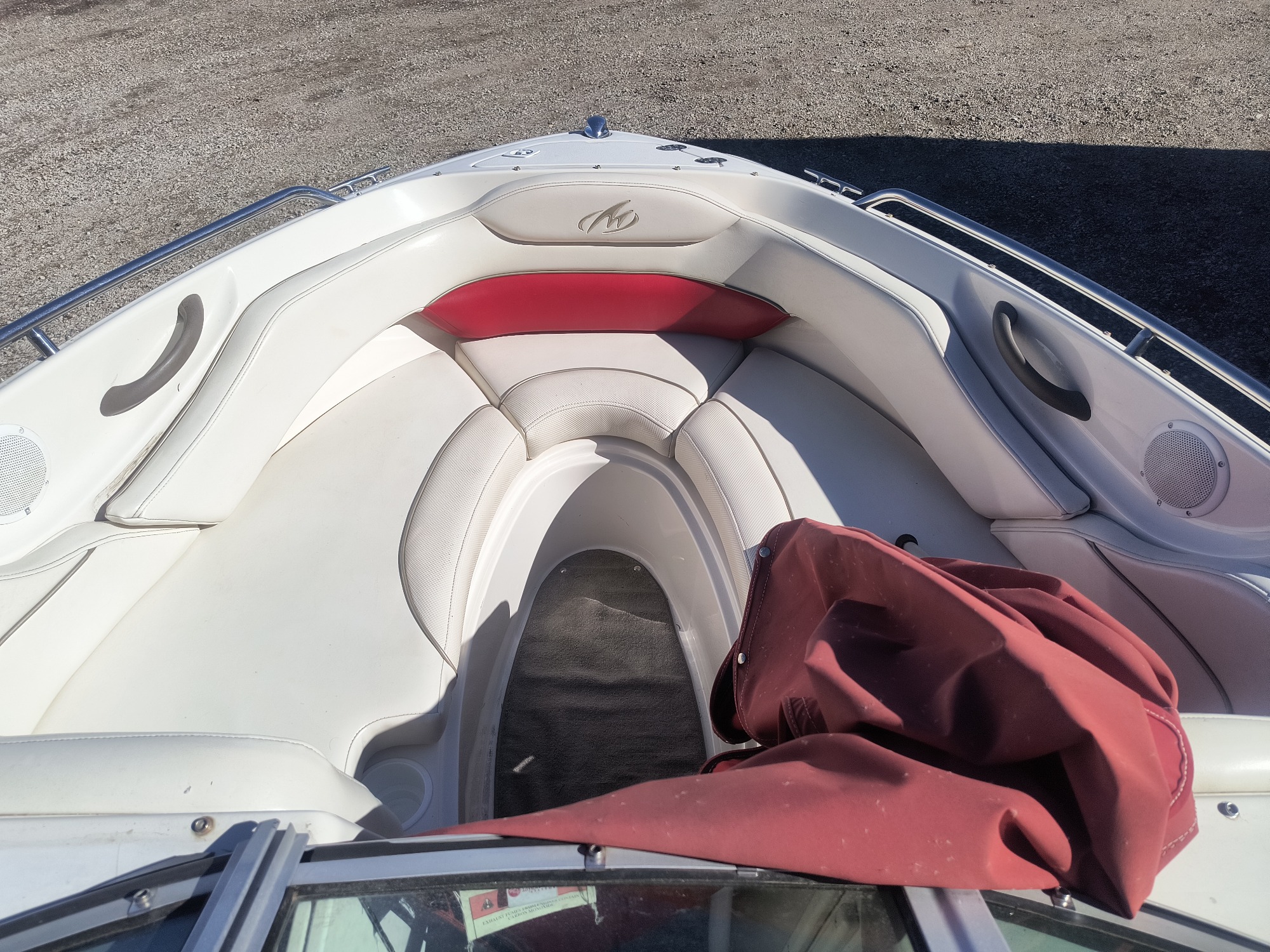 2004 monterey 190-liner-series for sale near Elk River, Minnesota 106686_29_third_row_seat.jpg