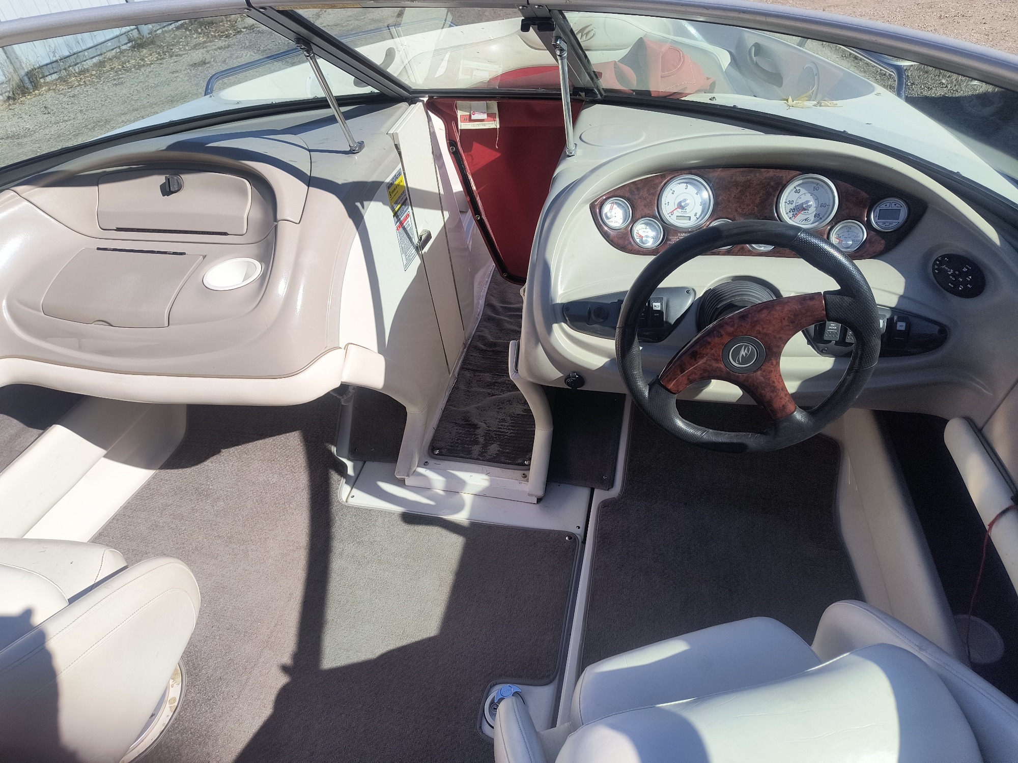 2004 monterey 190-liner-series for sale near Elk River, Minnesota 106686_34_whole_dash.jpg