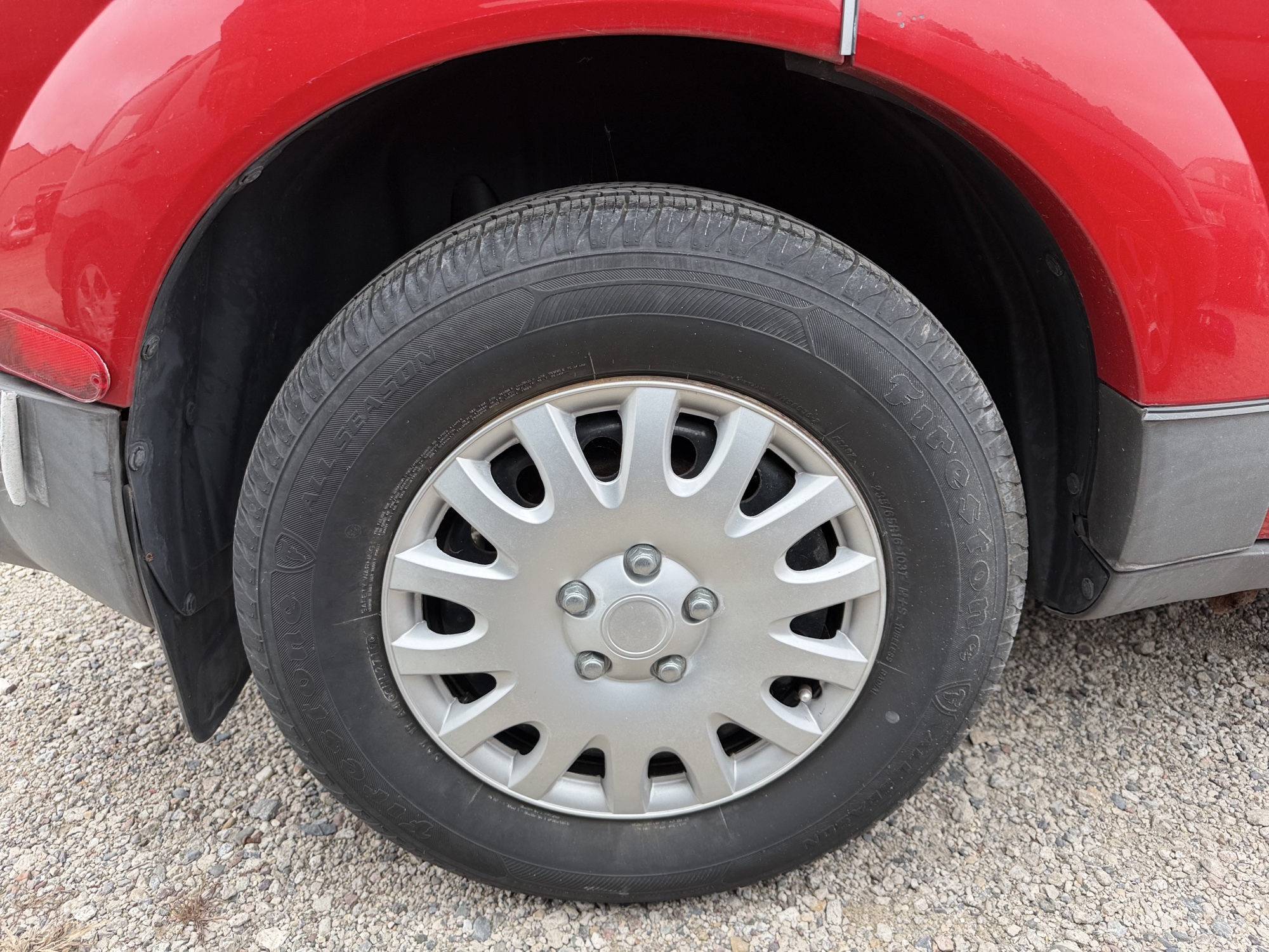 2003 saturn vue fwd with 178435 miles for sale near Elk River, Minnesota 106689_14_rear_pass_wheel.jpg