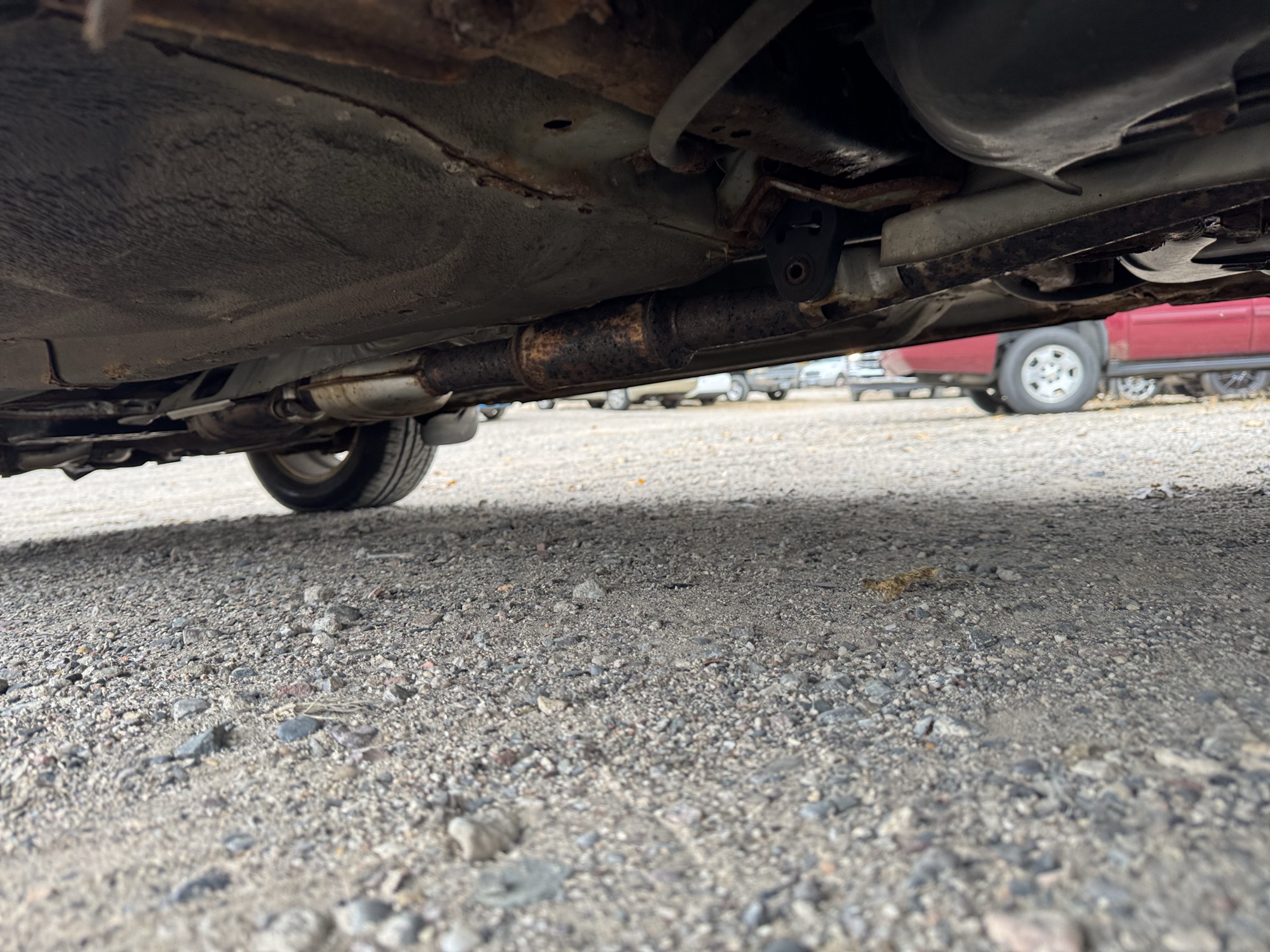2004 subaru forester 2.5-xs with 87813 miles for sale near Elk River, Minnesota 106690_18_undercar_rear_drv.jpg