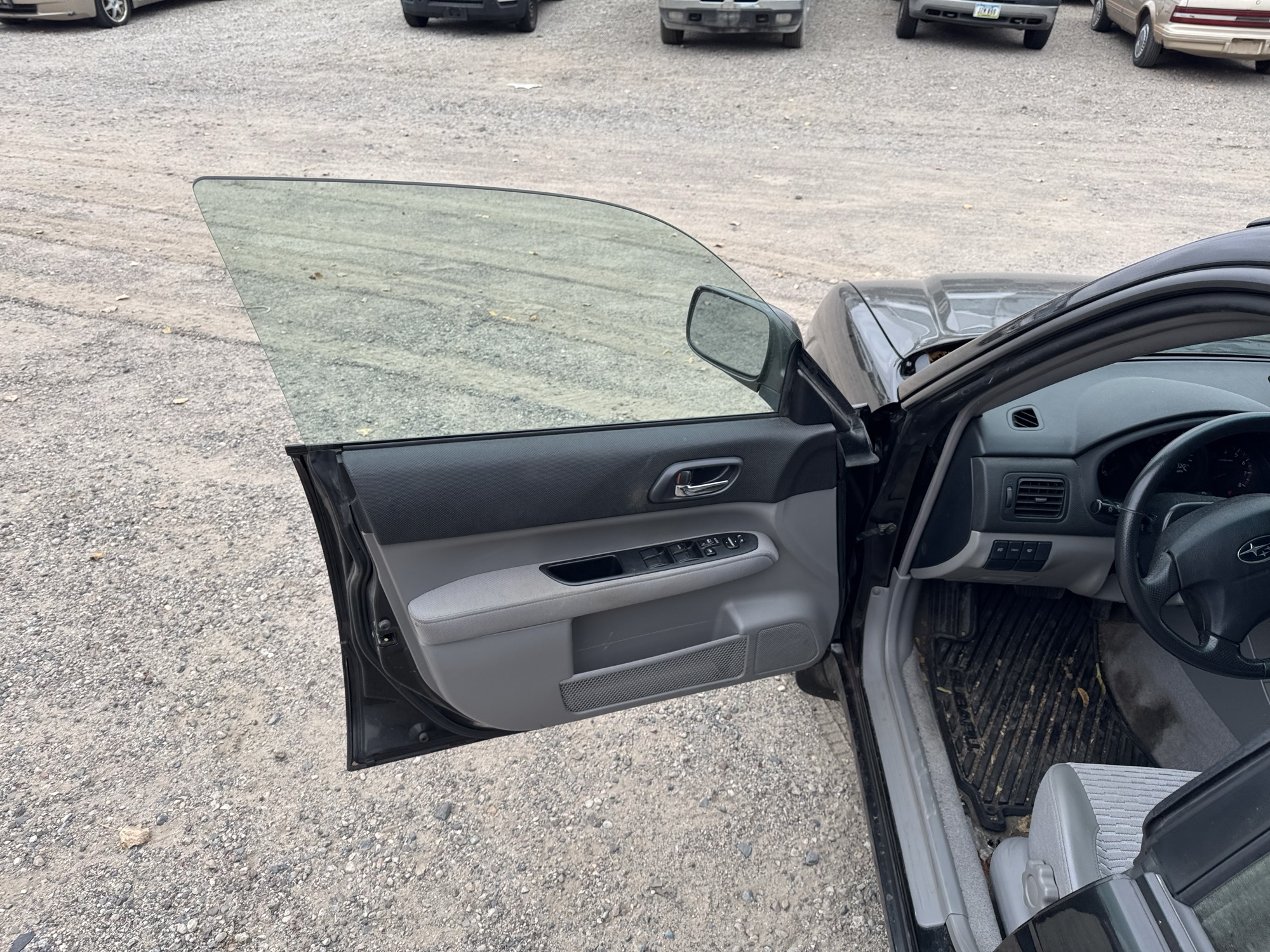 2004 subaru forester 2.5-xs with 87813 miles for sale near Elk River, Minnesota 106690_23_driver_door_panel.jpg