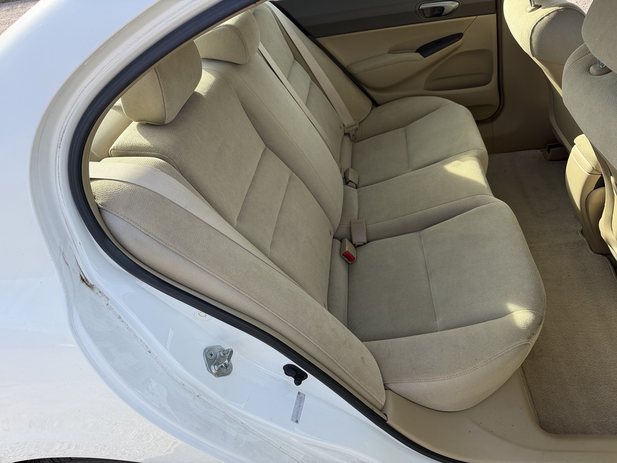 2006 honda civic lx-sedan with 201831 miles for sale near Elk River, Minnesota 106691_28_pass_rear_seat.jpg