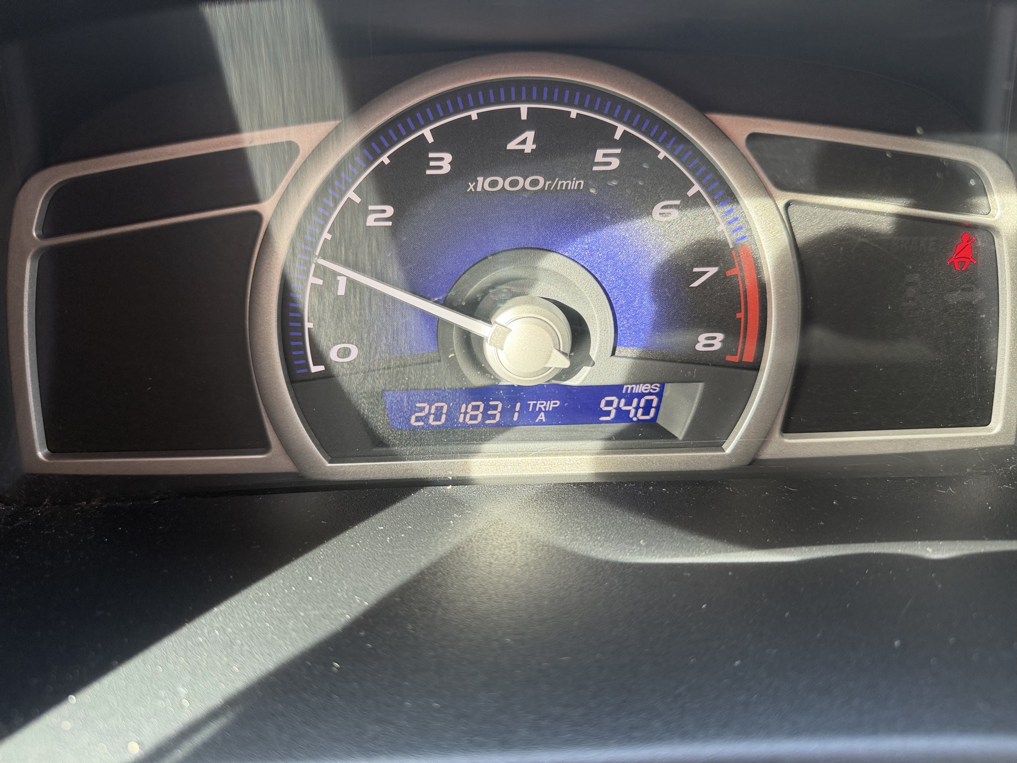 2006 honda civic lx-sedan with 201831 miles for sale near Elk River, Minnesota 106691_44_mileage_closeup.jpg