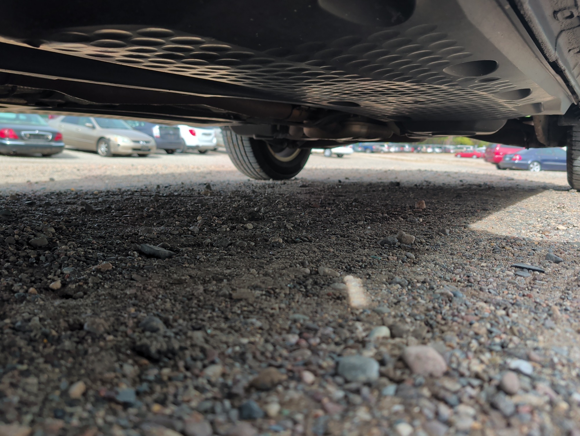 2011 volkswagen tiguan s with 149749 miles for sale near Elk River, Minnesota 106692_17_undercar_drv_side.jpg