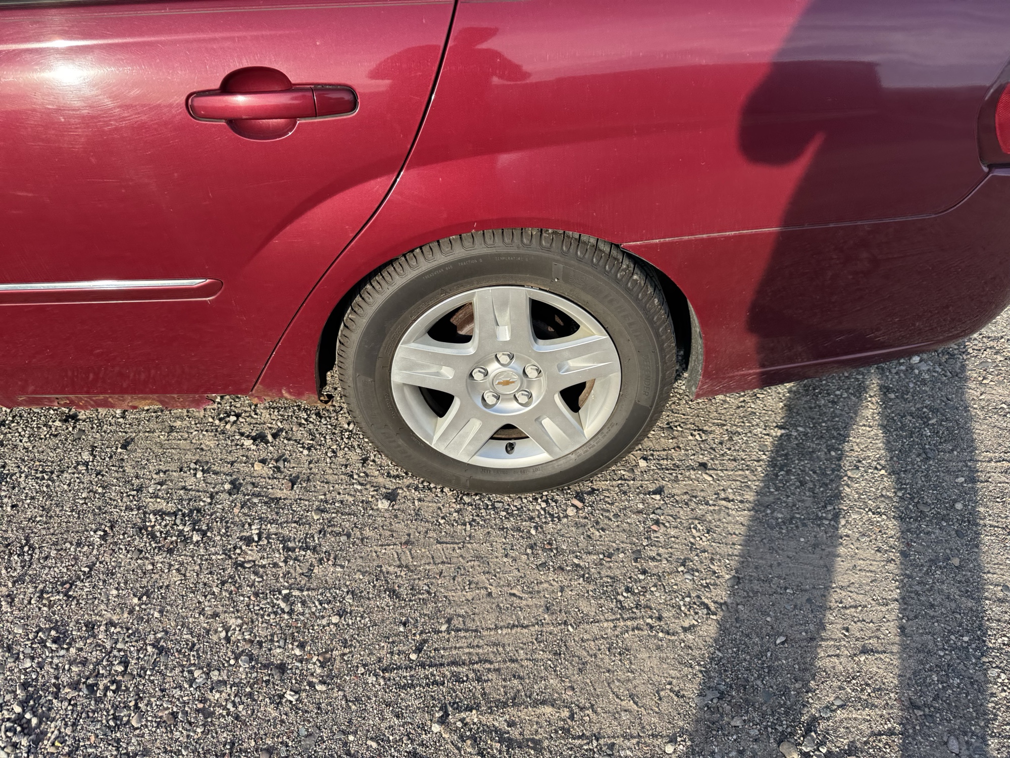 2006 chevrolet malibu lt with 143181 miles for sale near Elk River, Minnesota 106693_13_rear_drv_wheel.jpg
