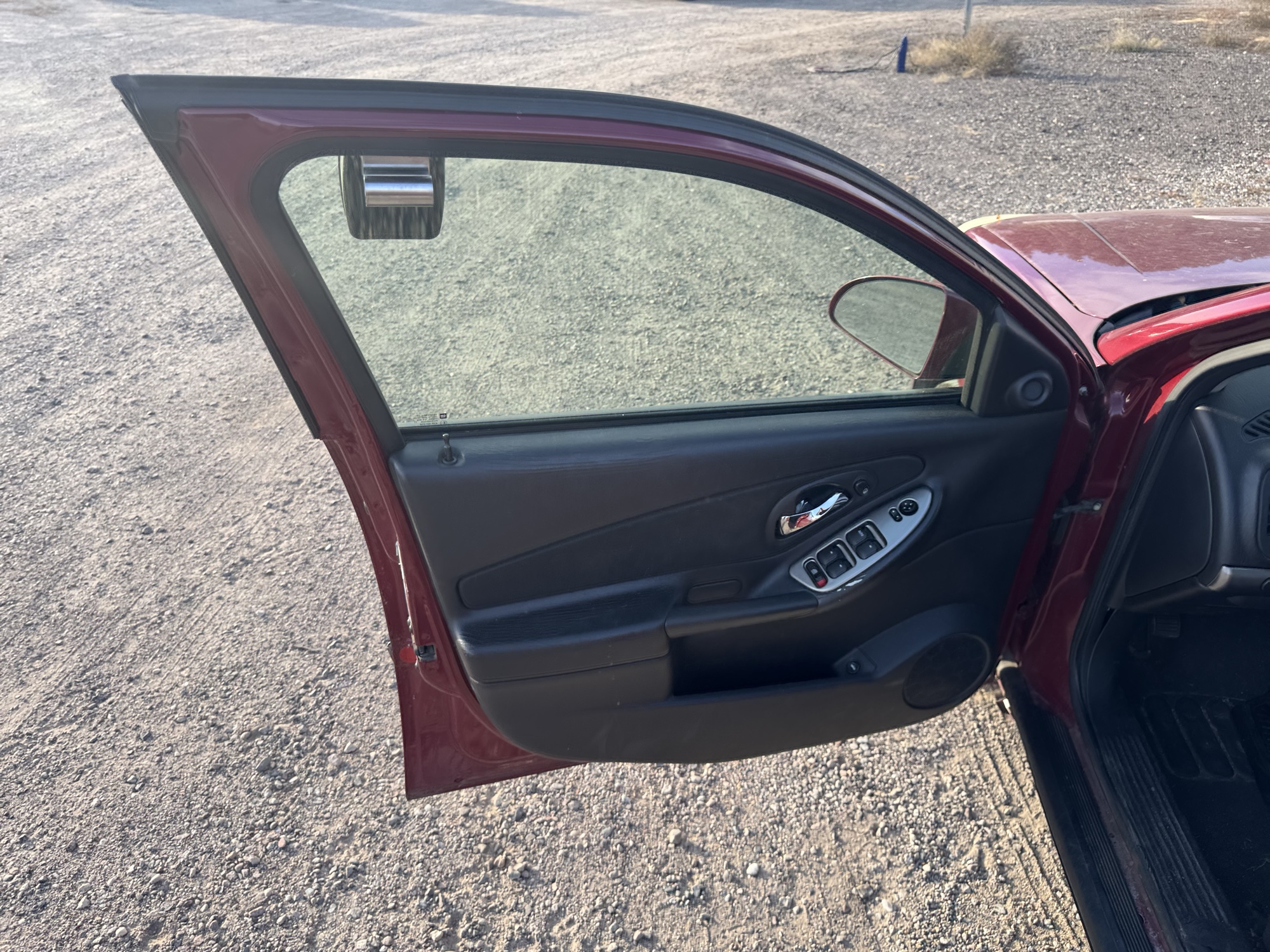 2006 chevrolet malibu lt with 143181 miles for sale near Elk River, Minnesota 106693_23_driver_door_panel.jpg