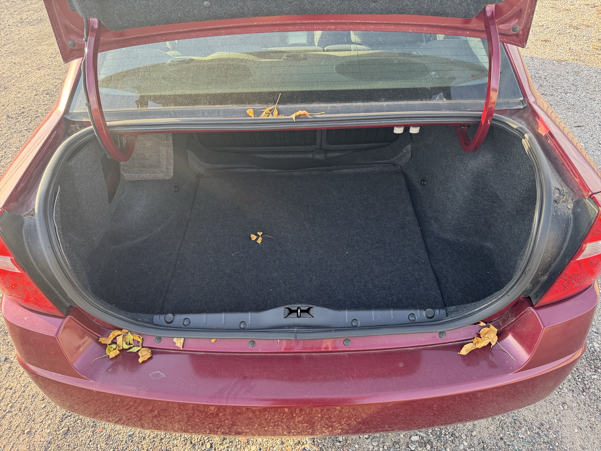 2006 chevrolet malibu lt with 143181 miles for sale near Elk River, Minnesota 106693_26_trunk.jpg