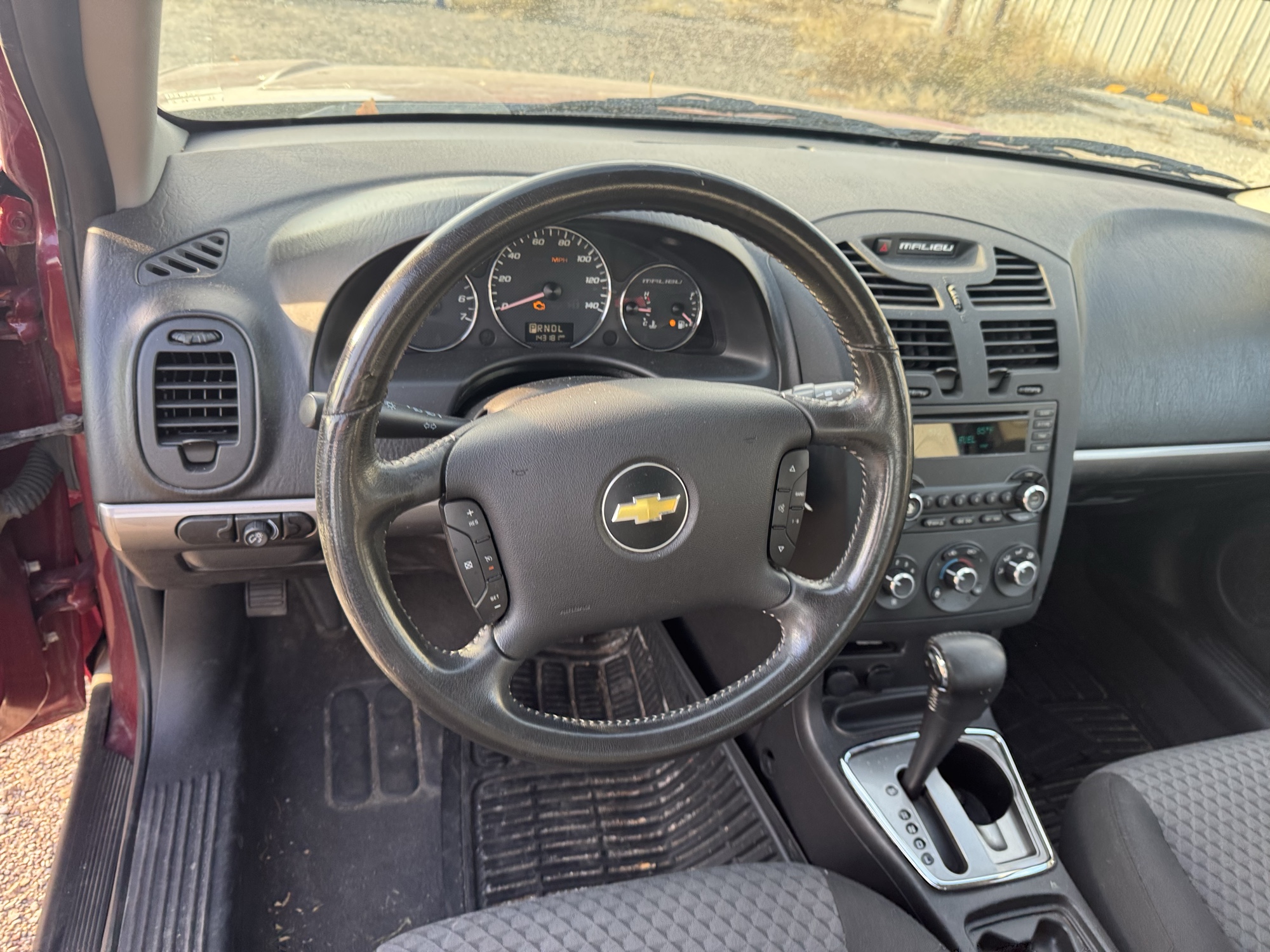 2006 chevrolet malibu lt with 143181 miles for sale near Elk River, Minnesota 106693_36_steering_wheel.jpg