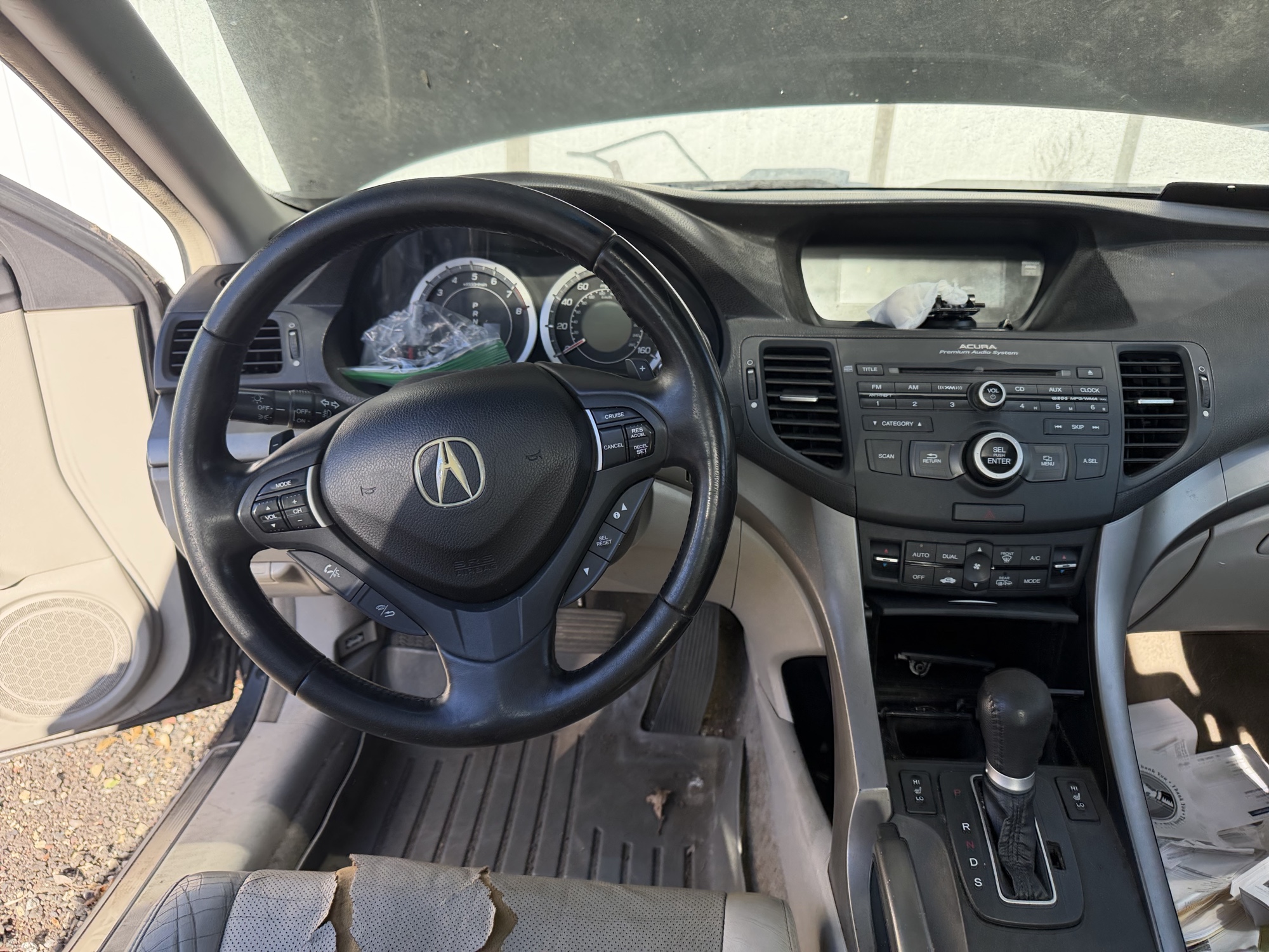 2010 acura tsx 5-speed-at with 228743 miles for sale near Elk River, Minnesota 106694_33_dash_from_driver.jpg