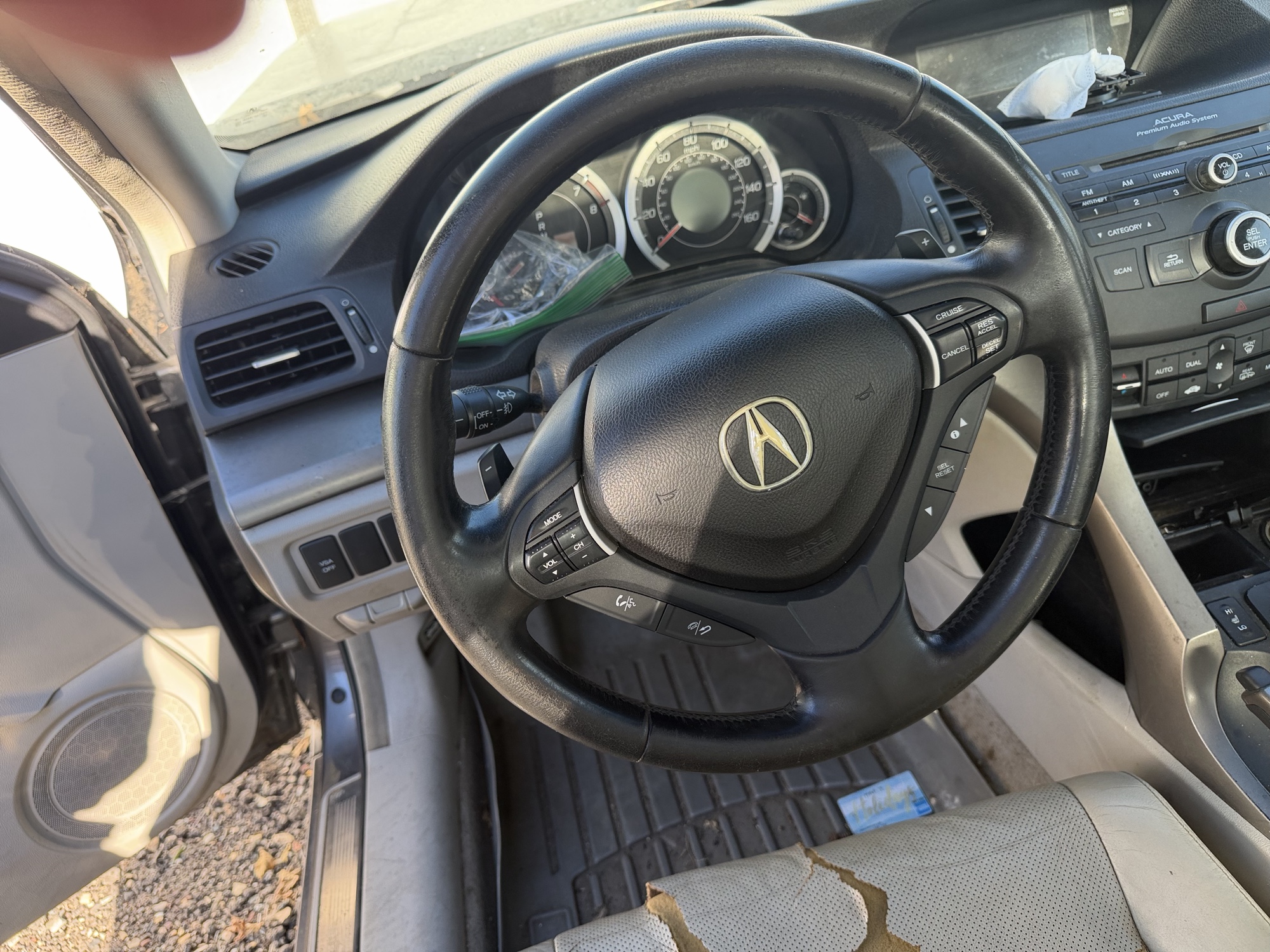 2010 acura tsx 5-speed-at with 228743 miles for sale near Elk River, Minnesota 106694_36_steering_wheel.jpg
