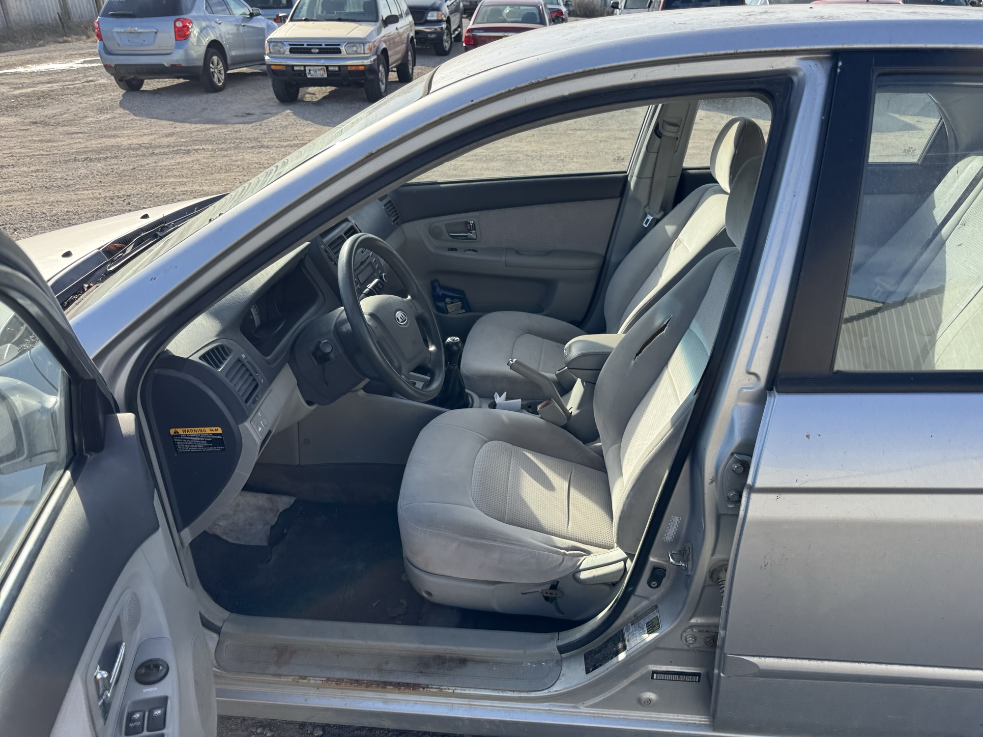 2007 kia spectra lx with 188719 miles for sale near Elk River, Minnesota 106695_22_driver_seat.jpg