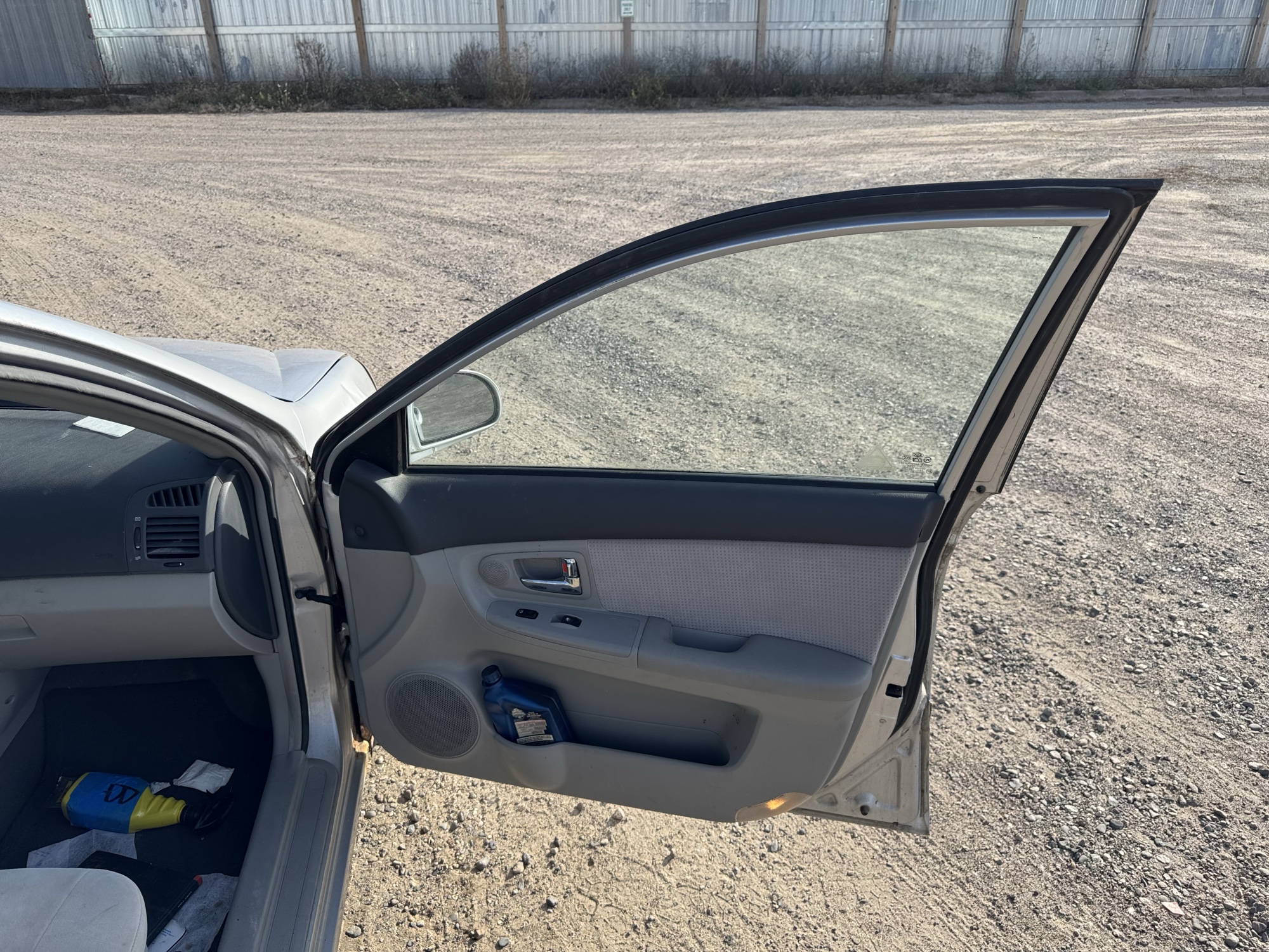 2007 kia spectra lx with 188719 miles for sale near Elk River, Minnesota 106695_32_passenger_door_panel.jpg