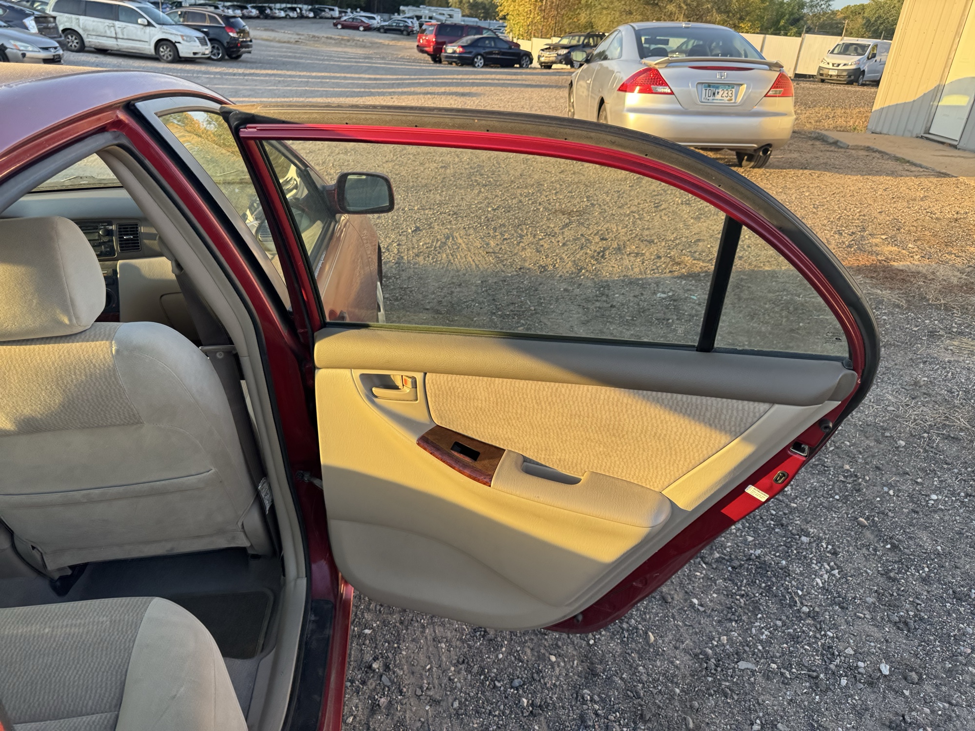 2007 toyota corolla ce with 160712 miles for sale near Elk River, Minnesota 106696_30_pass_rear_door_panel.jpg