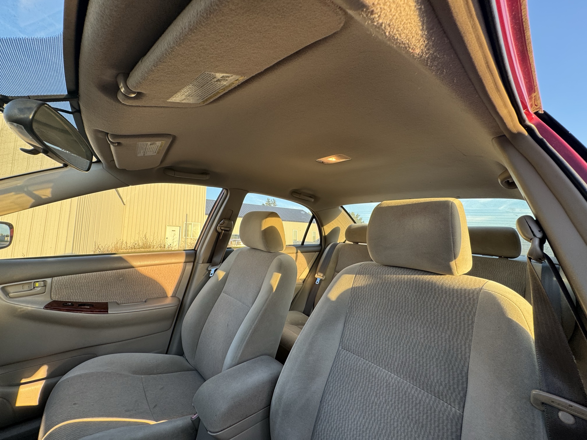 2007 toyota corolla ce with 160712 miles for sale near Elk River, Minnesota 106696_35_headliner_sunroof.jpg