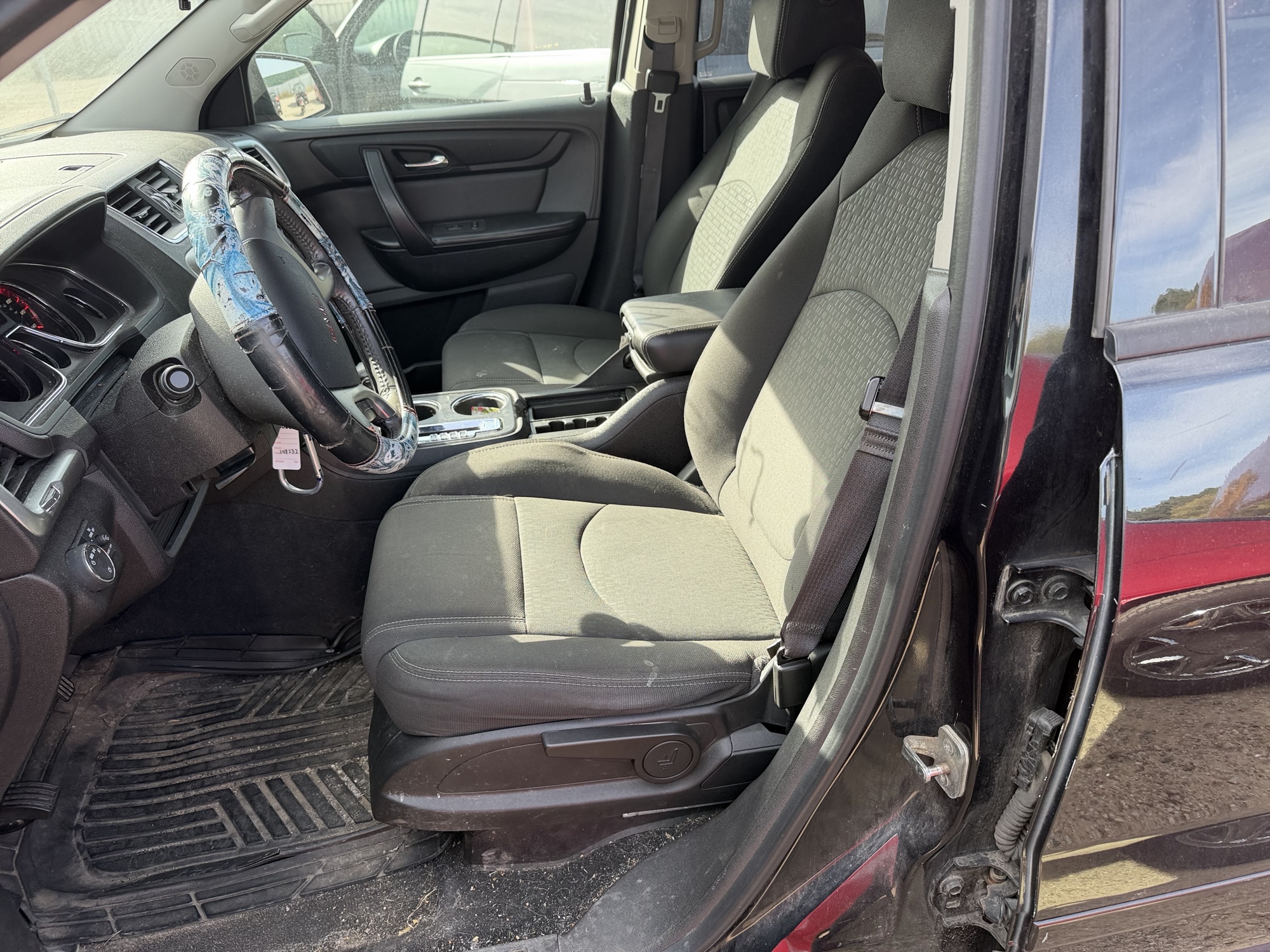 2015 gmc acadia sle-1-awd with 153034 miles for sale near Elk River, Minnesota 106697_22_driver_seat.jpg