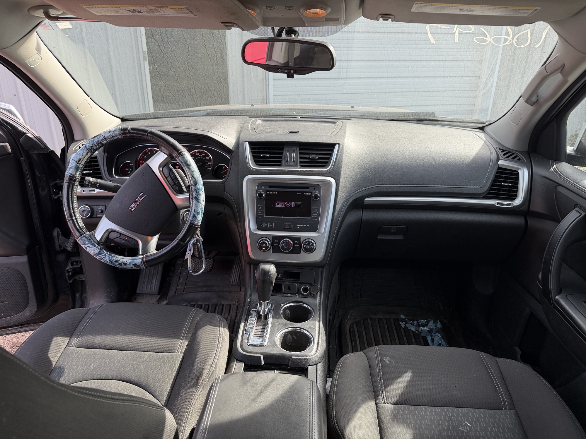 2015 gmc acadia sle-1-awd with 153034 miles for sale near Elk River, Minnesota 106697_34_whole_dash.jpg