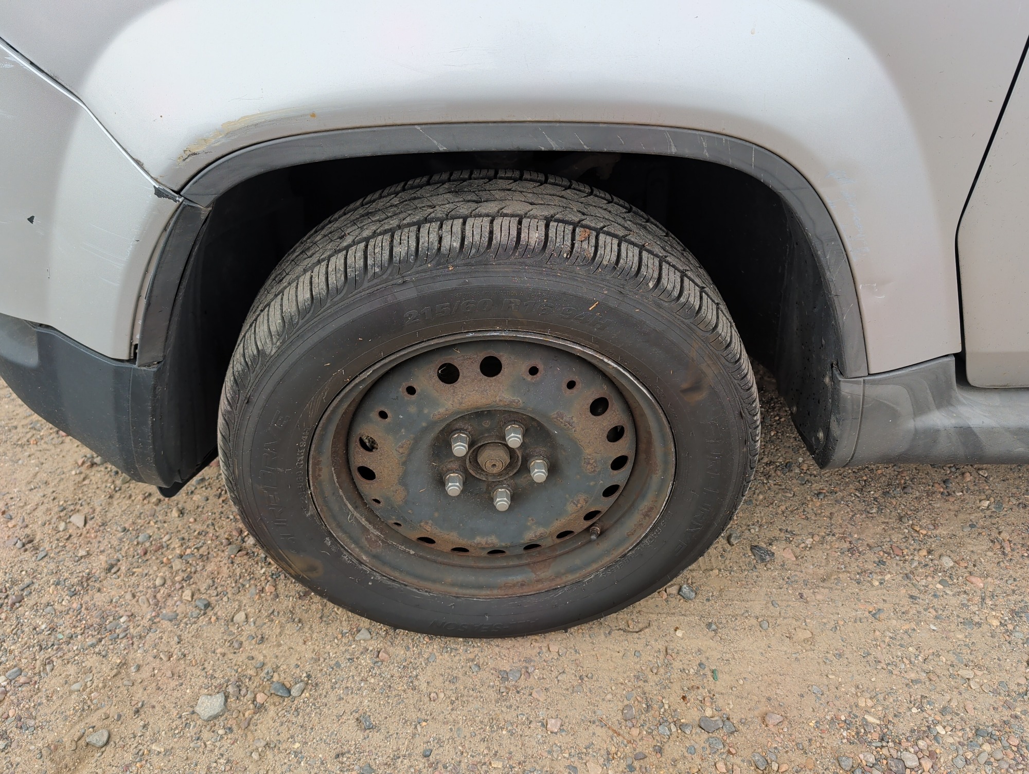 2009 honda element lx-4wd-at with 225737 miles for sale near Elk River, Minnesota 106701_12_drv_front_wheel.jpg