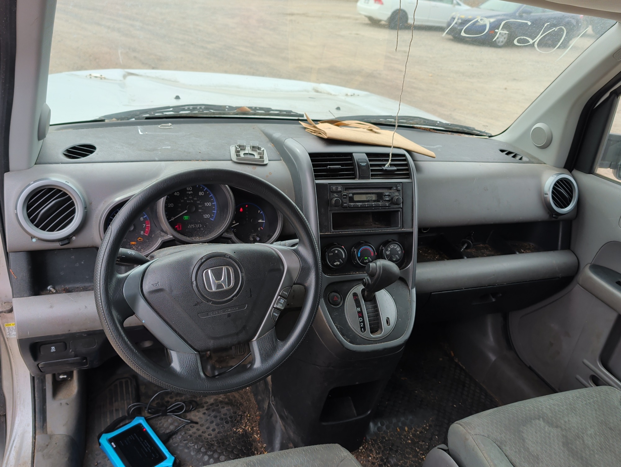 2009 honda element lx-4wd-at with 225737 miles for sale near Elk River, Minnesota 106701_34_whole_dash.jpg