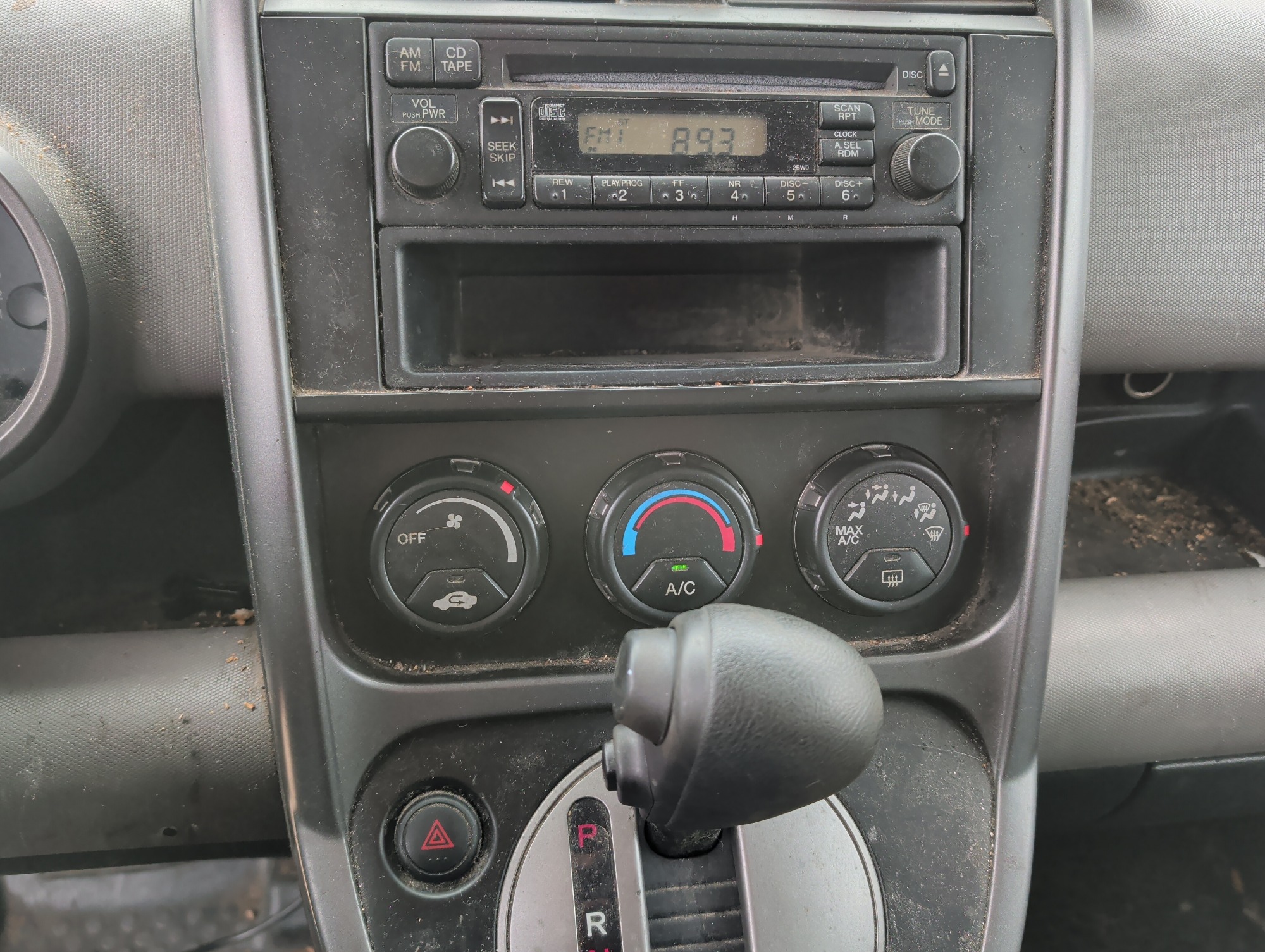 2009 honda element lx-4wd-at with 225737 miles for sale near Elk River, Minnesota 106701_40_climate_control.jpg