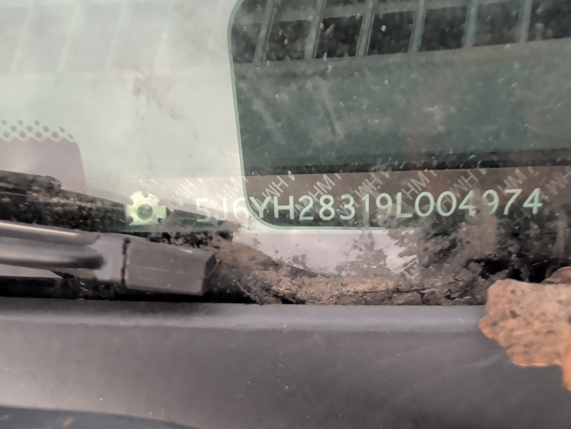 2009 honda element lx-4wd-at with 225737 miles for sale near Elk River, Minnesota 106701_48_windshield_vin_plate.jpg