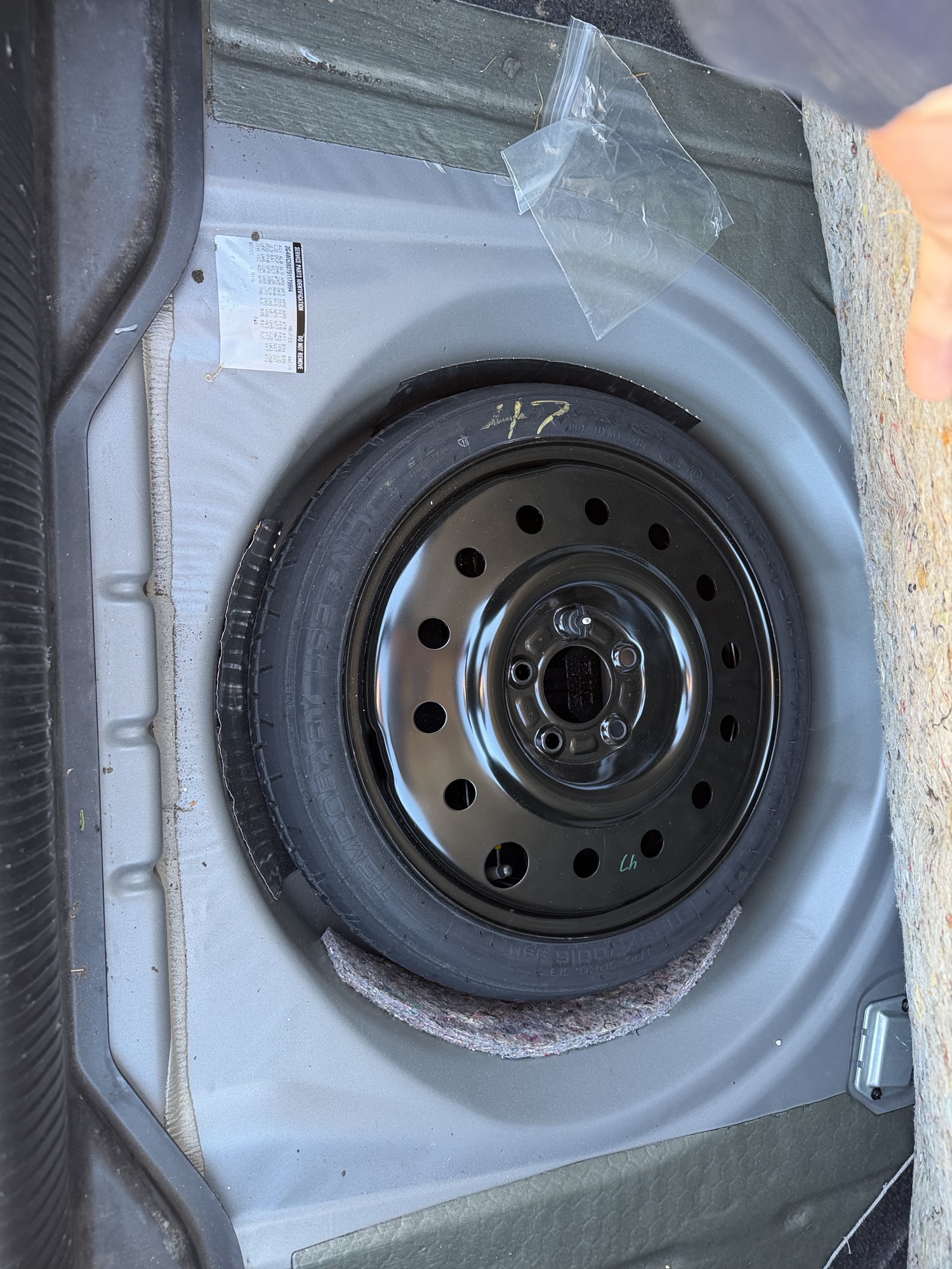 2009 buick lacrosse cx with 28748 miles for sale near Elk River, Minnesota 106702_27_spare_tire.jpg